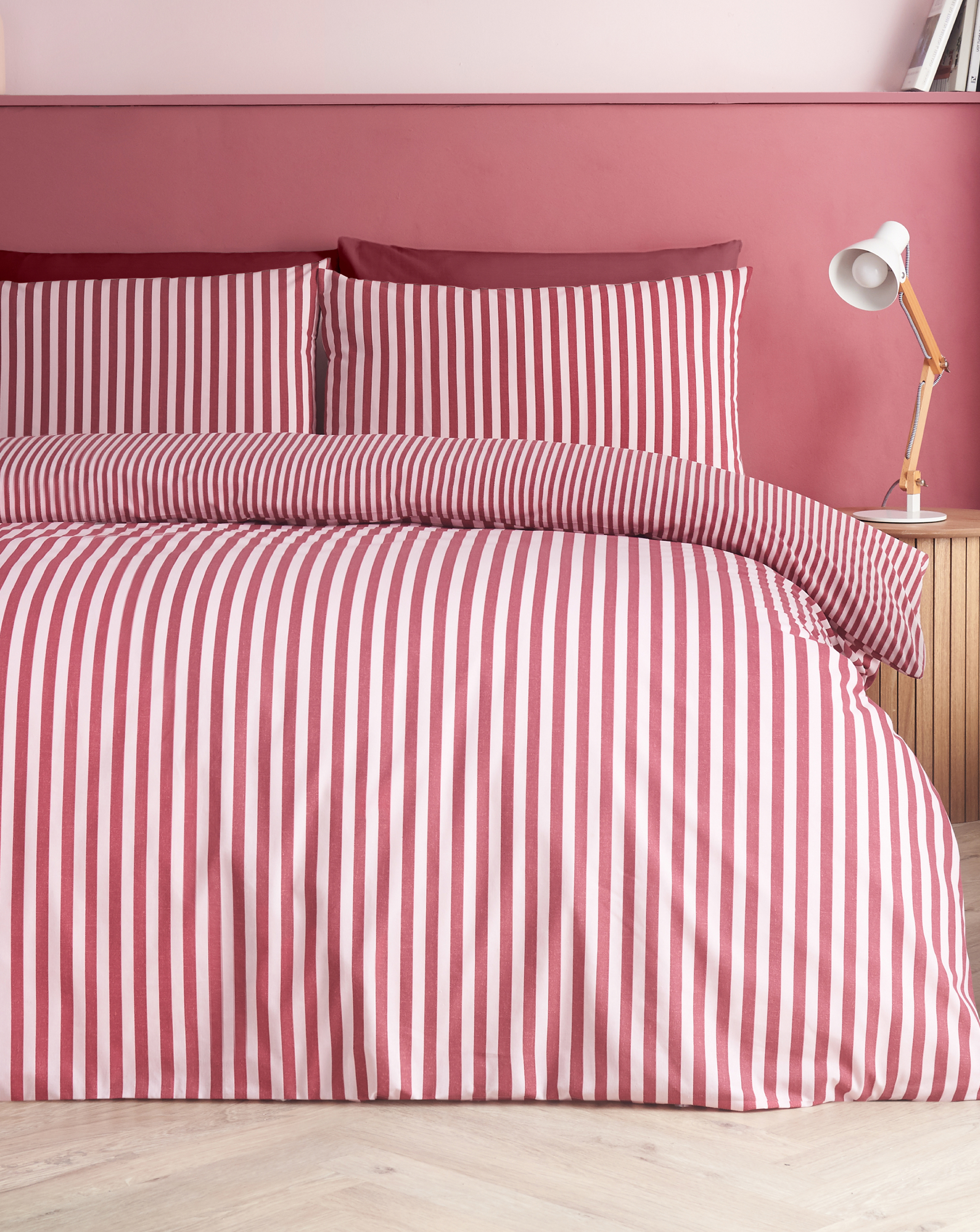 Catherine Lansfield Men's Burgundy Cl Epping Textured Stripe Duvet Burg Small