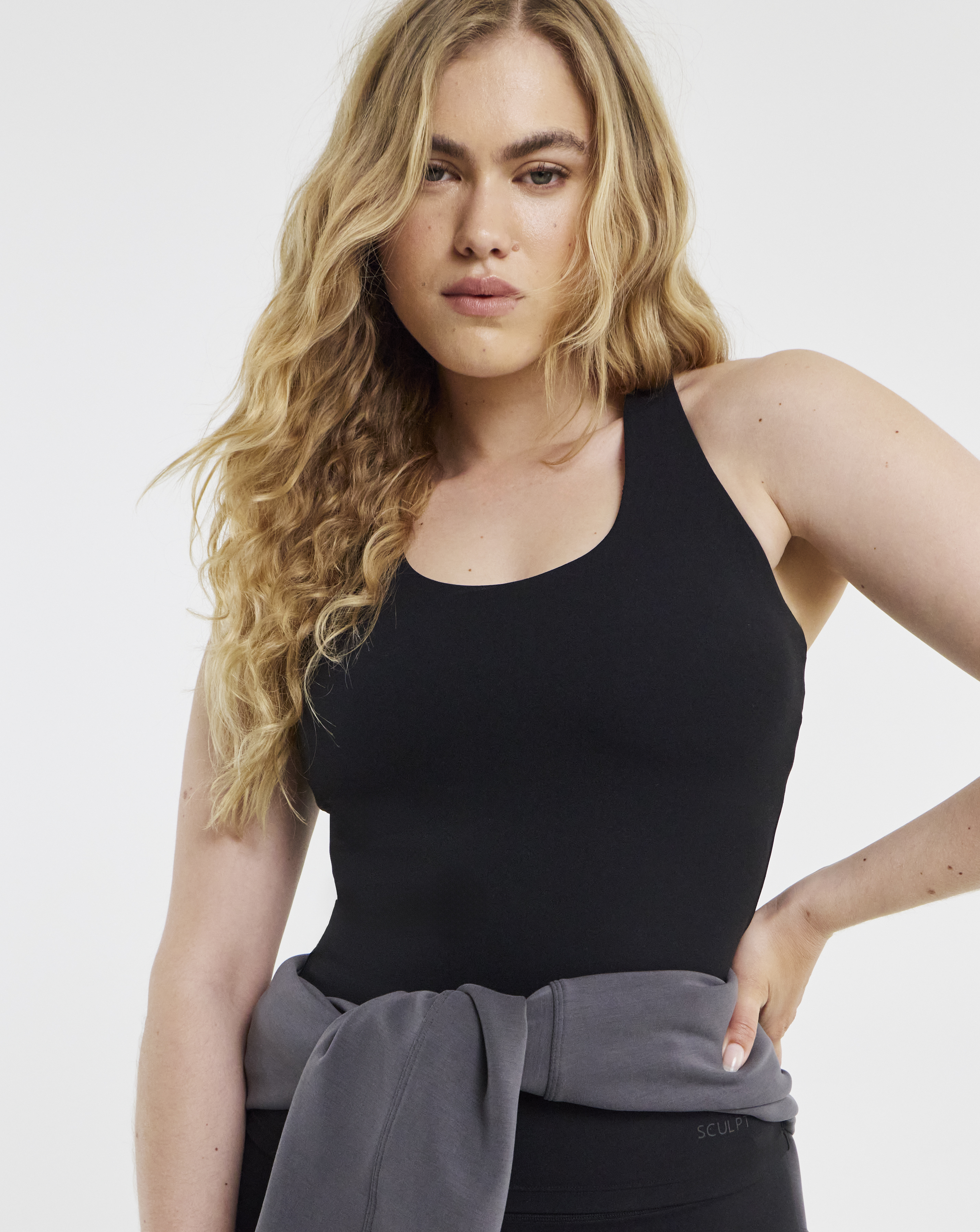 Sculpt Activewear Halter Neck Top