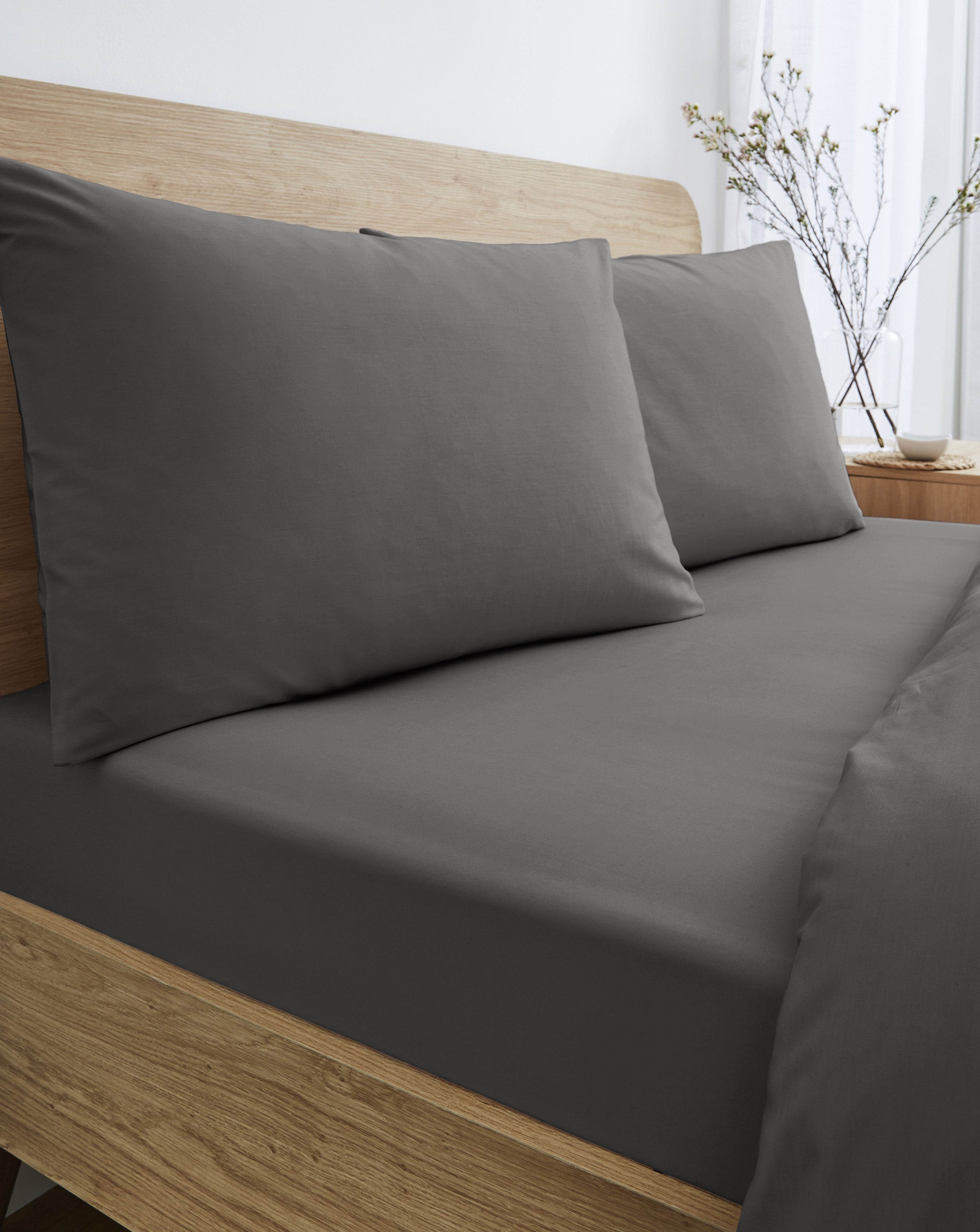 Pure Cotton 200 Thread Count 30cm Fitted Sheet