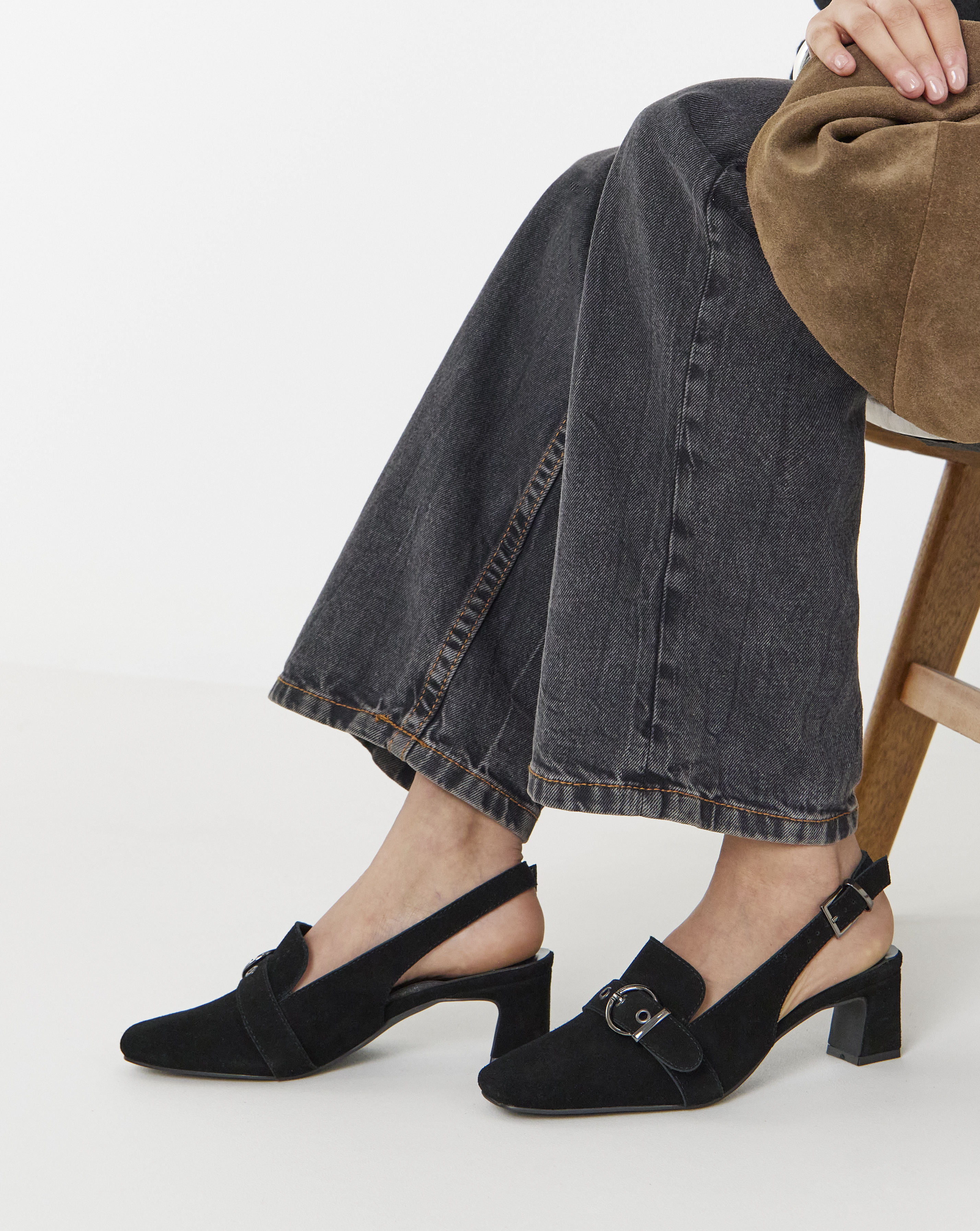 New In - Buckle Detail Suede Slingback Wide