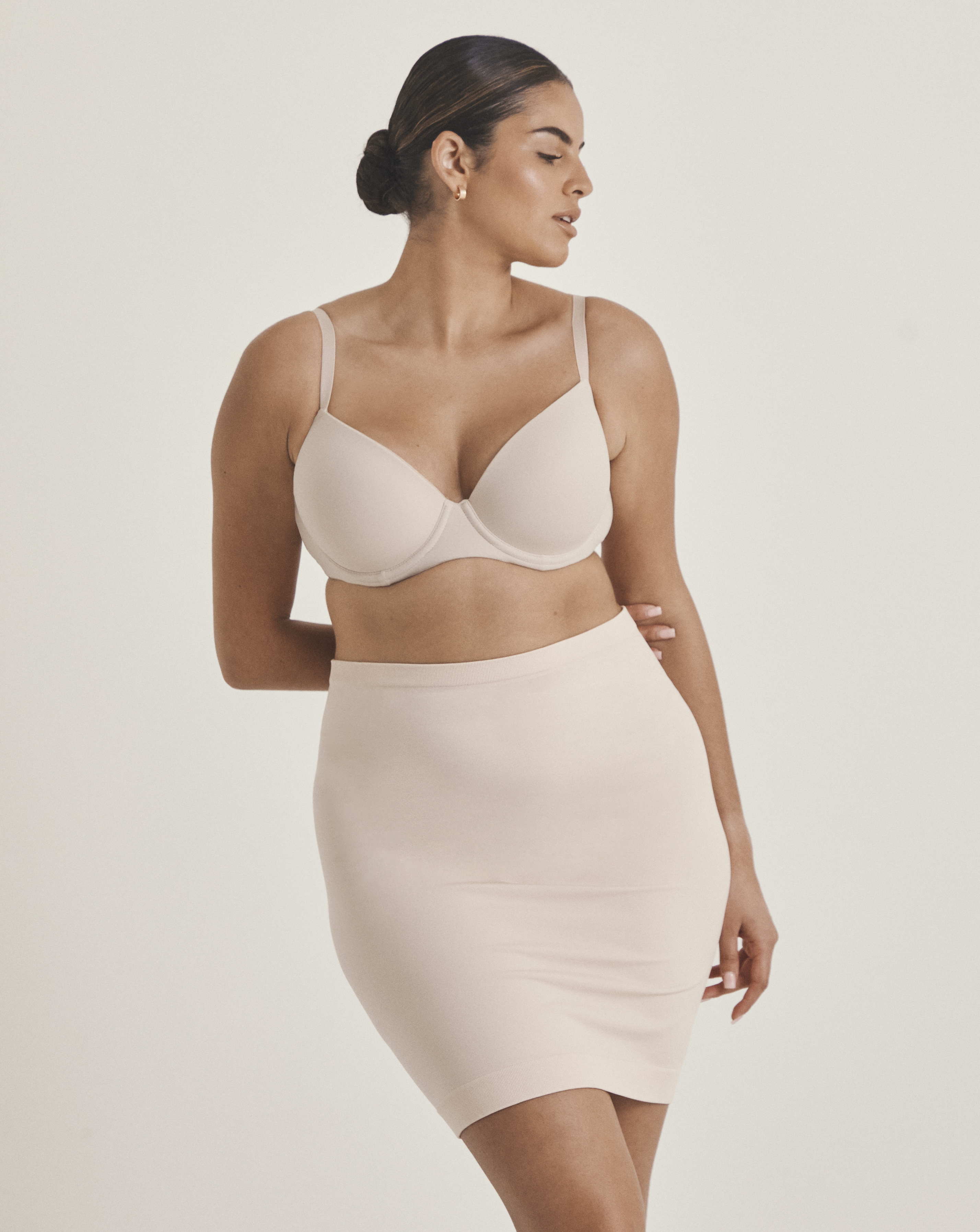 New In - Seamfree Shaping Slip Skirt