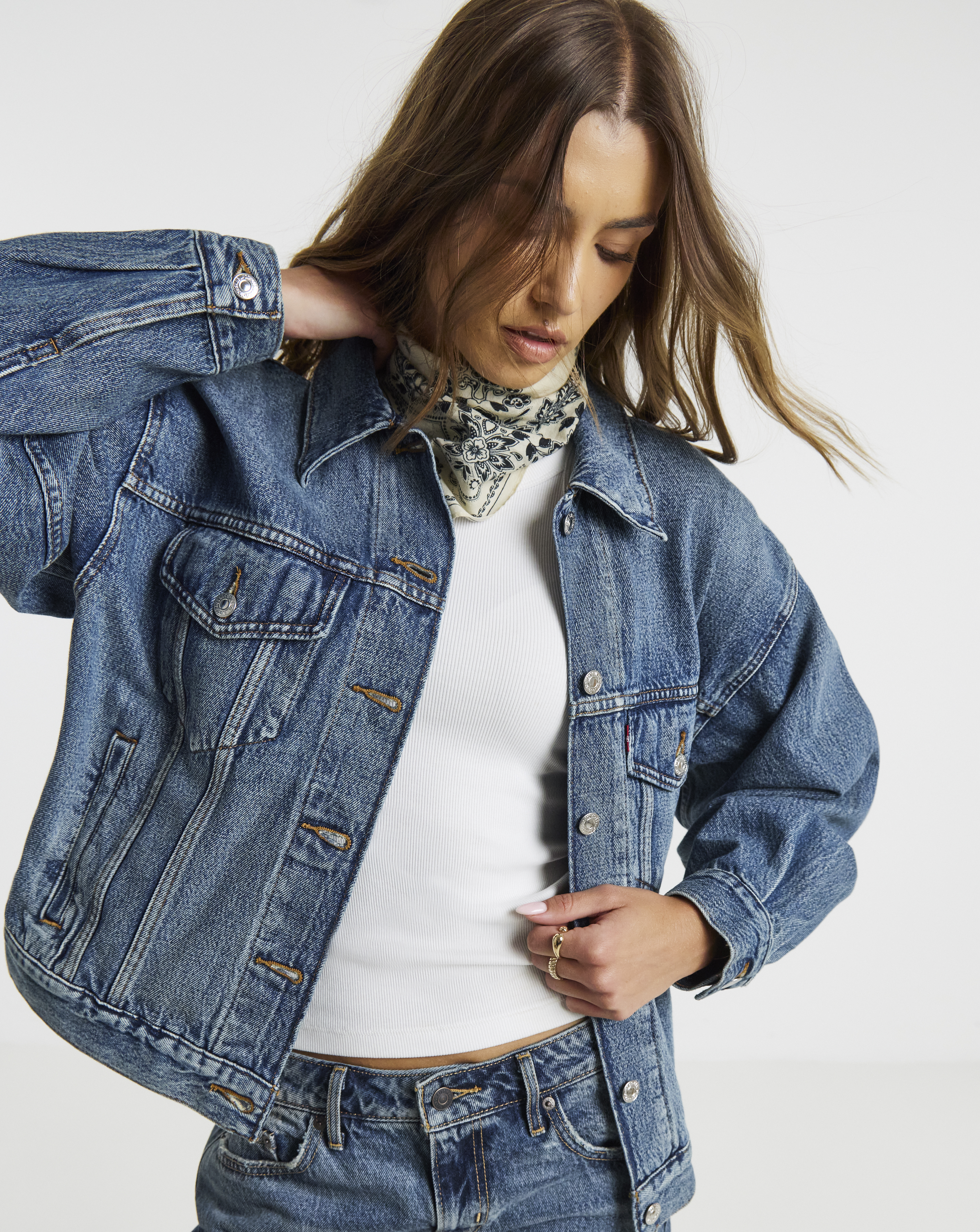 New In - Levi's 90's Trucker Jacket