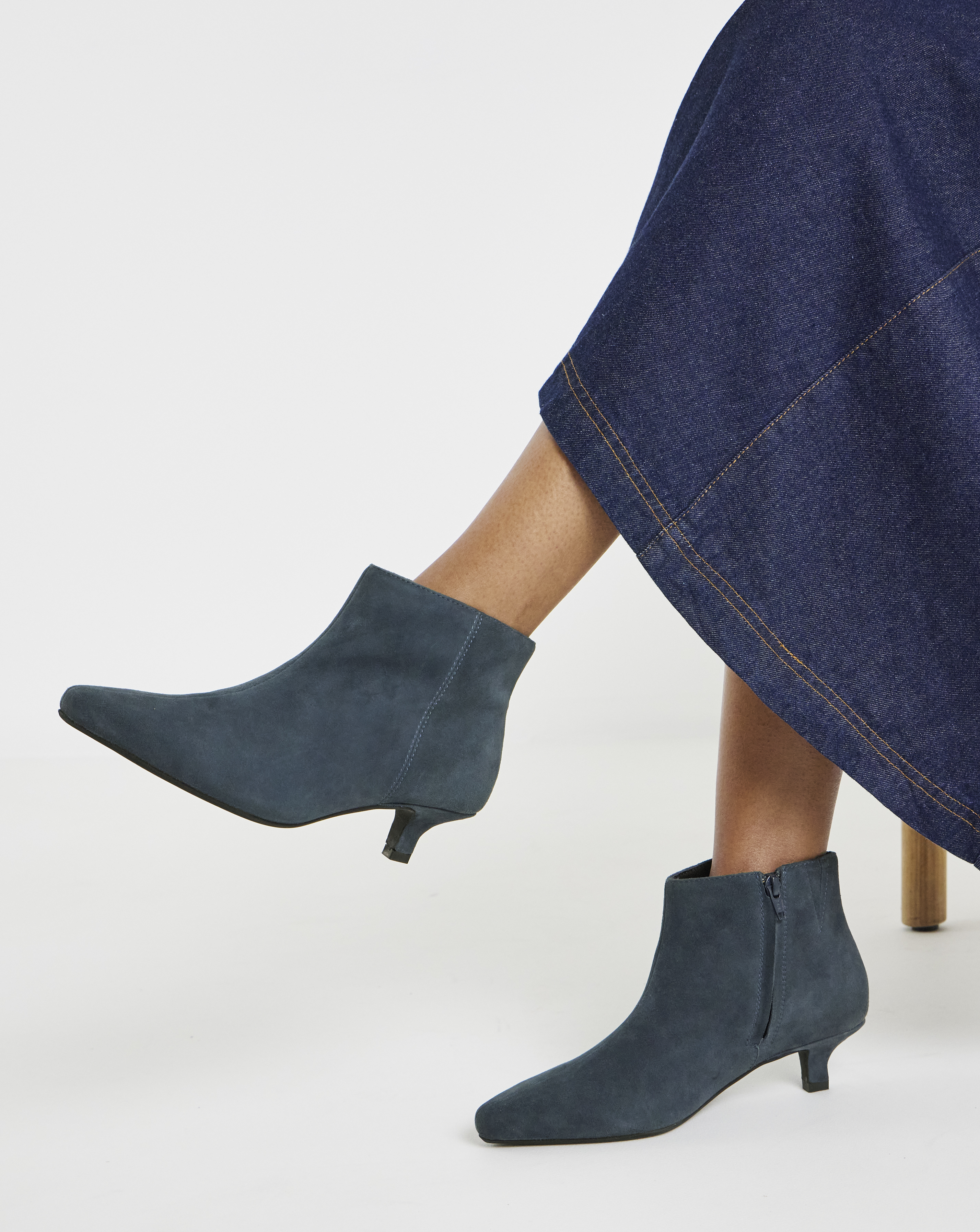 Shayna Pointed Toe Kitten Heel Leather Ankle Boots - Extra Wide Fit (EEE)