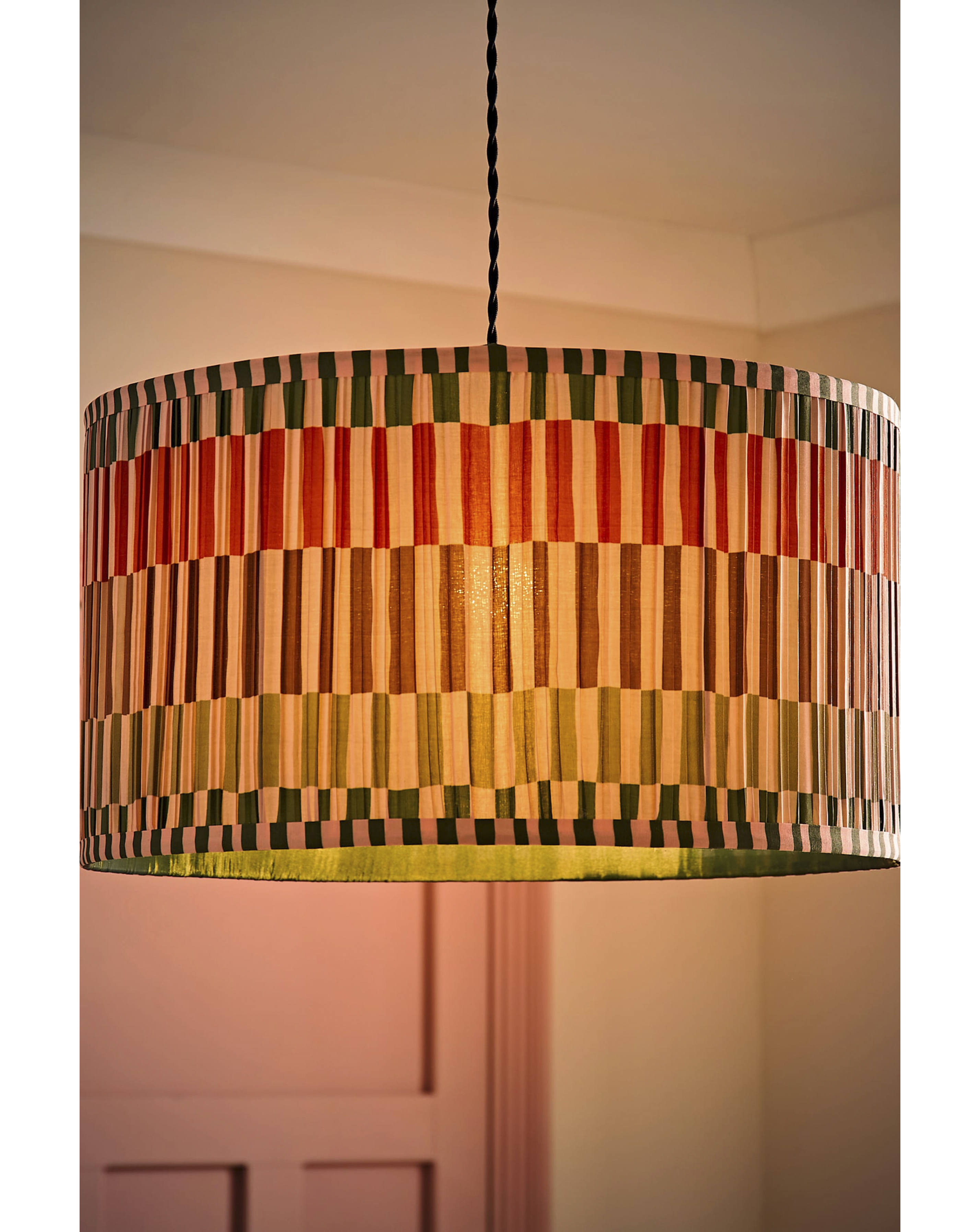 ValueLights Rae Large Striped Natural Easy Fit Shade 45cm
