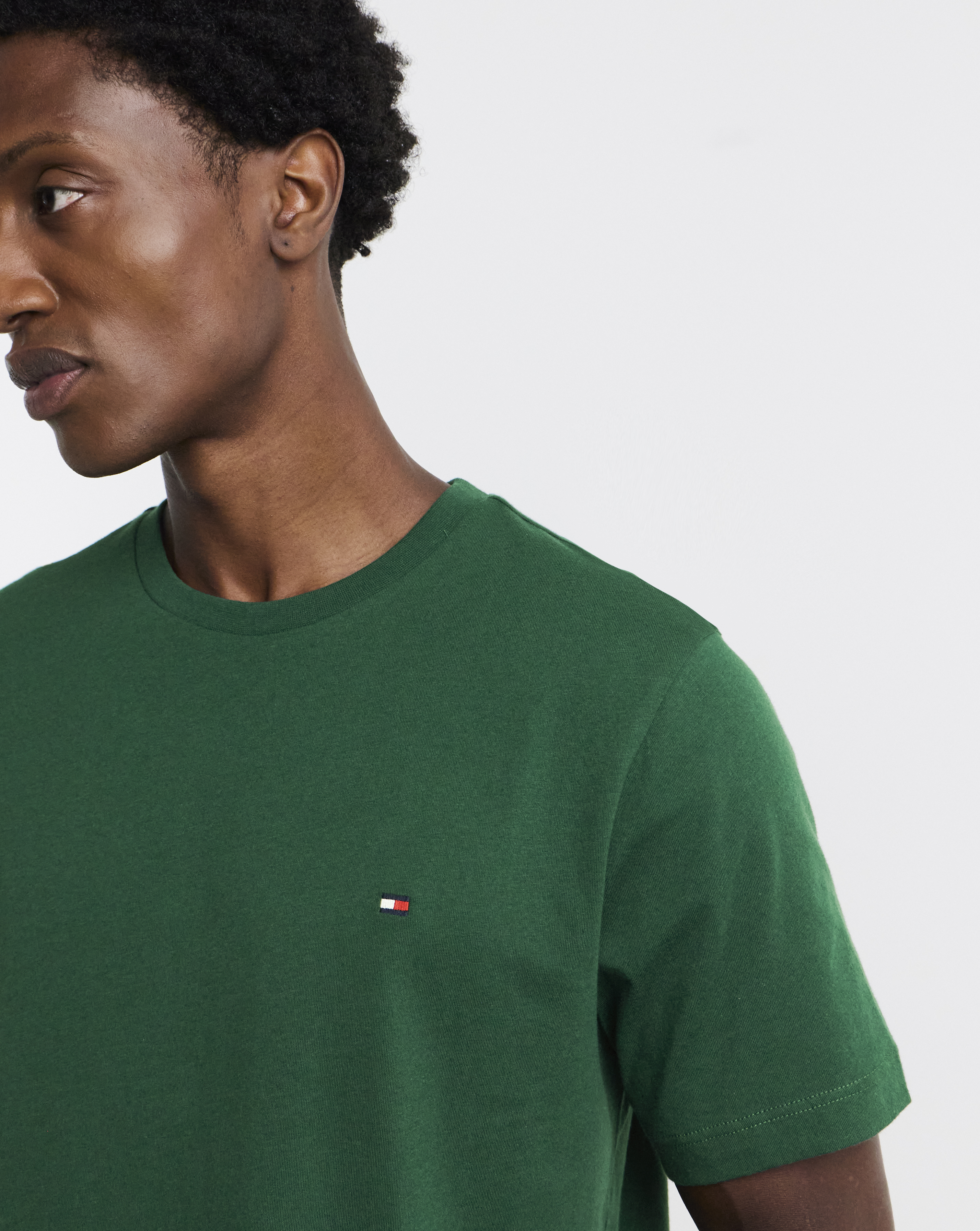 Tommy Hilfiger Men's Green Flag Embroidery Crew Neck T-Shirt - L - Image 3