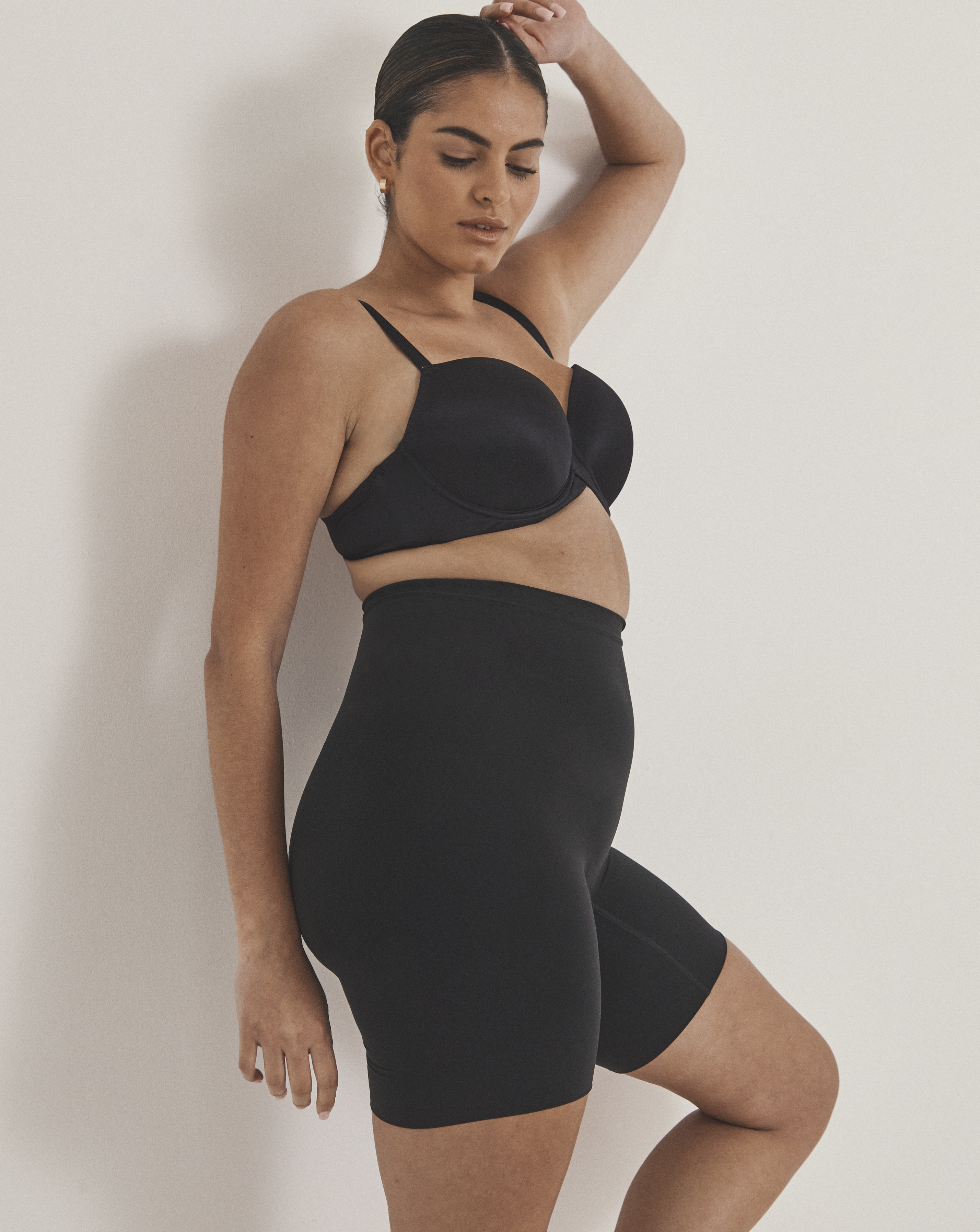 Spanx Plus Size Spanx Everyday Seamless Short In Black | UK Size L Women's