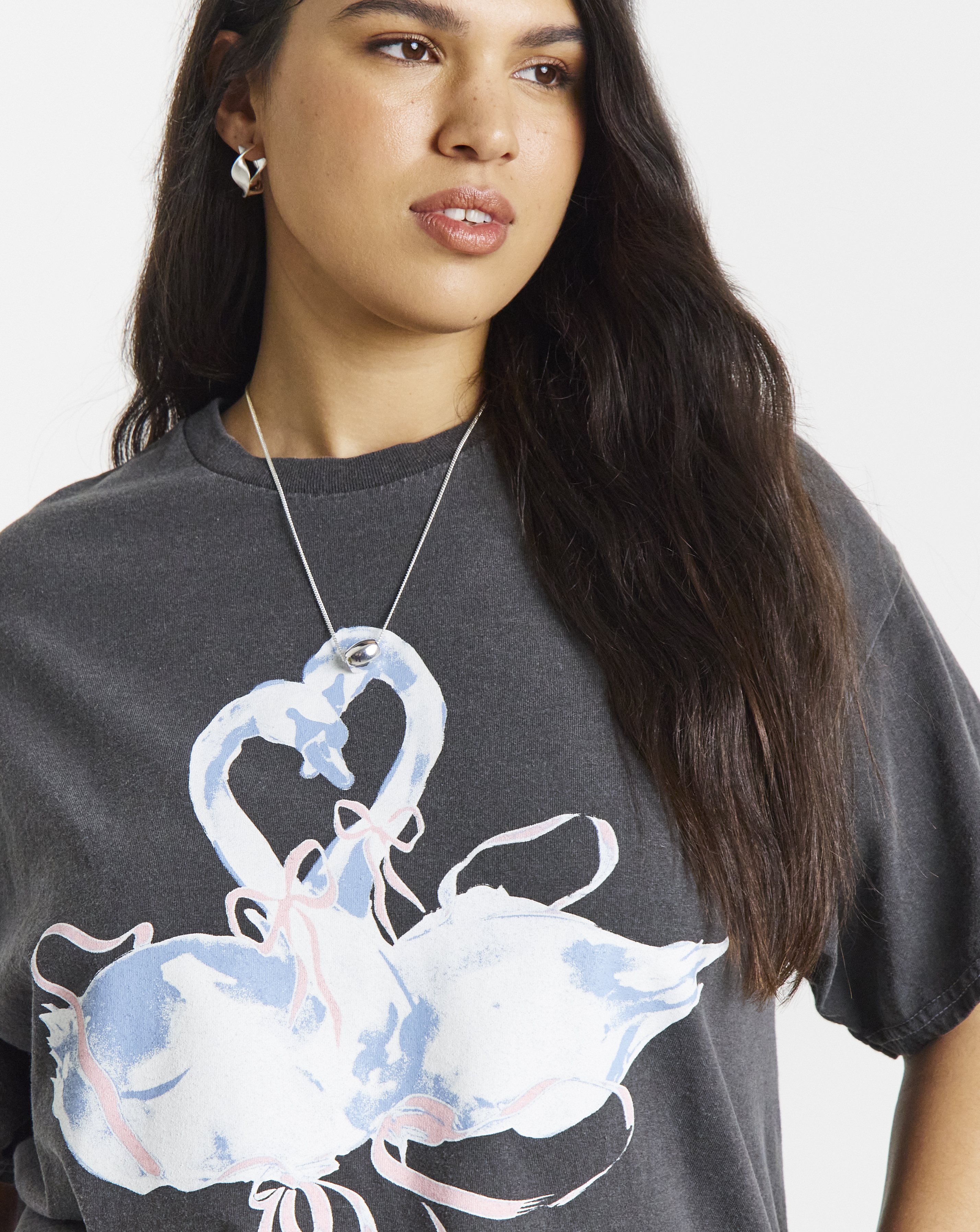 Swan Graphic T-Shirt