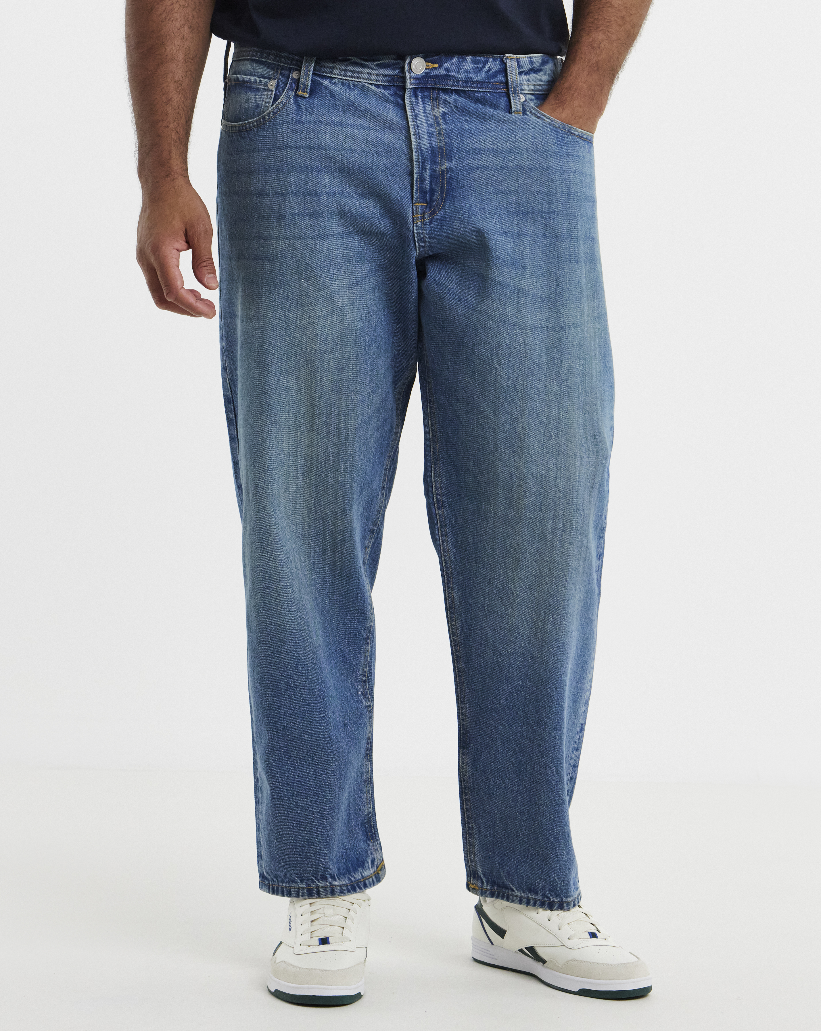 Jack & Jones Men's Blue Chris Relaxed Fit Jeans Medium