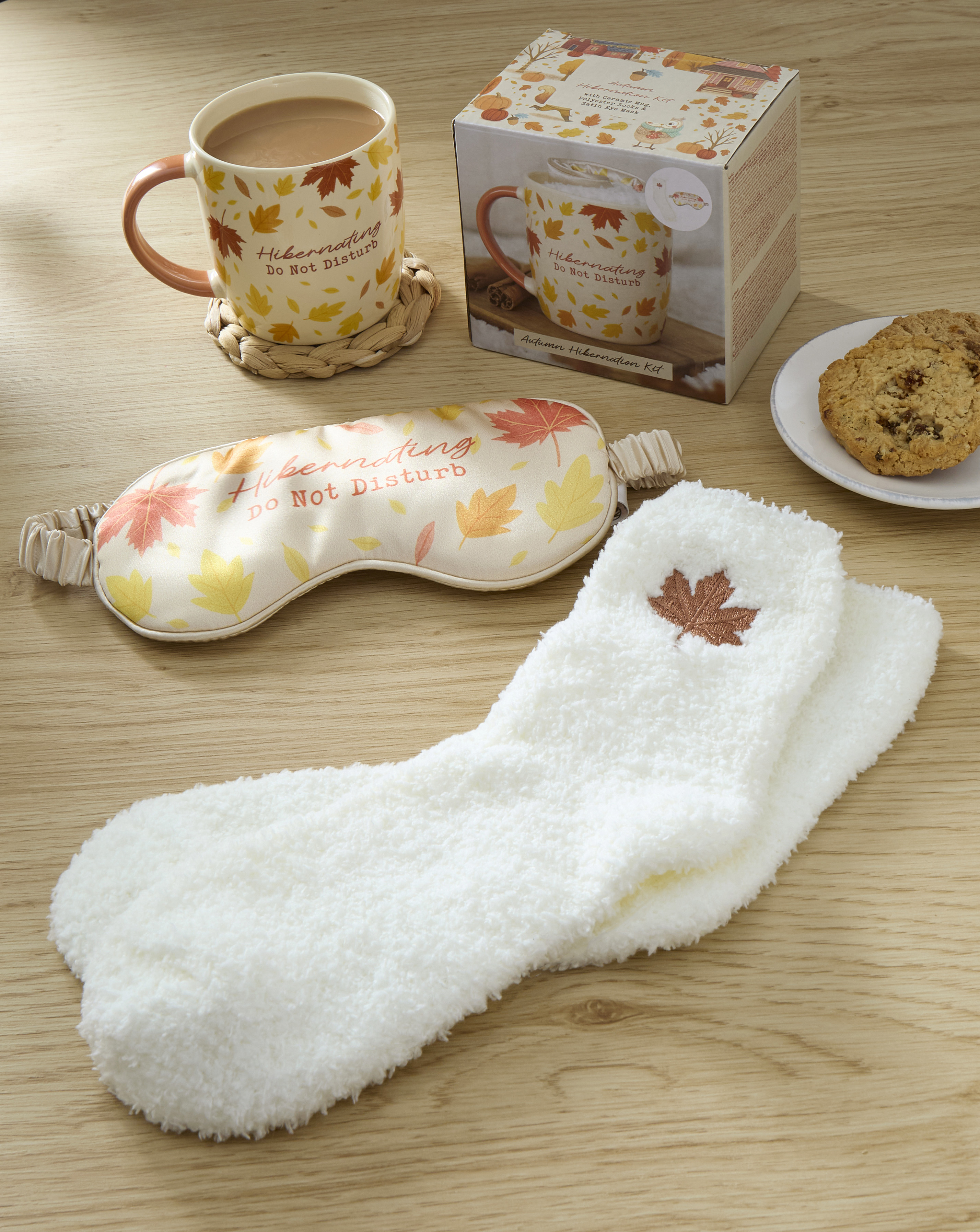 Autumn Hibernation Kit with Ceramic Mug, Polyester Socks and Satin Eye Mask