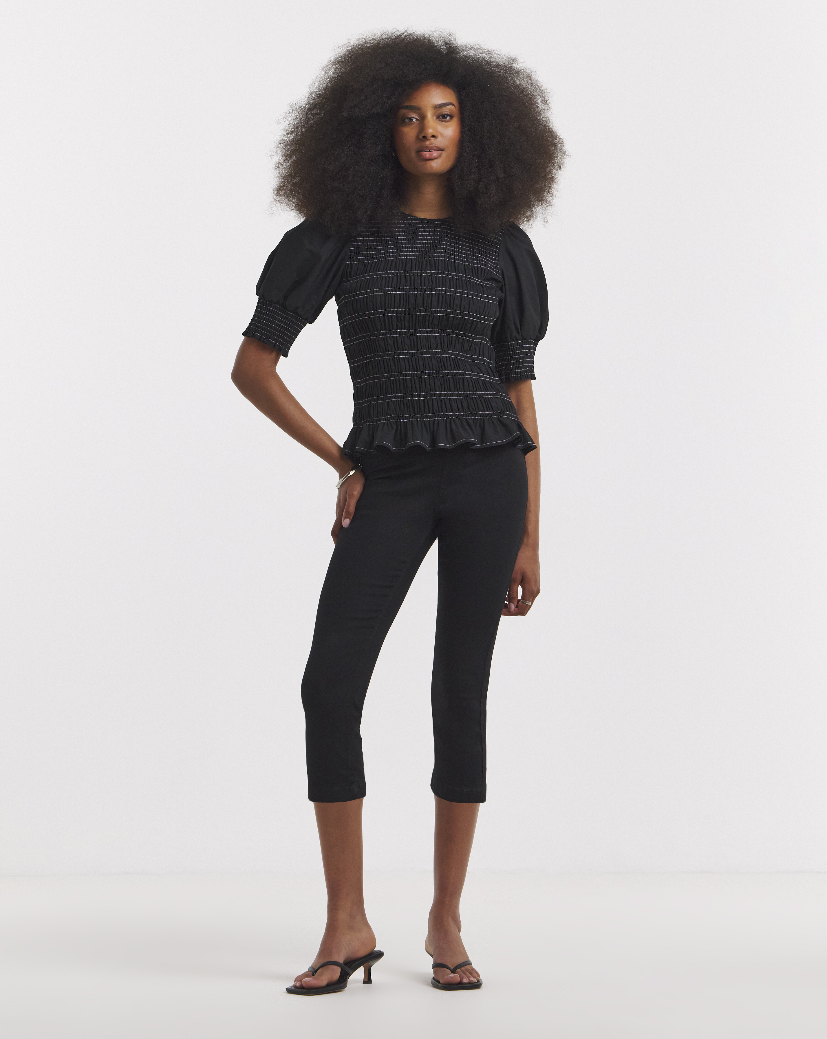 Simply Be Black Pull On Capri Jegging