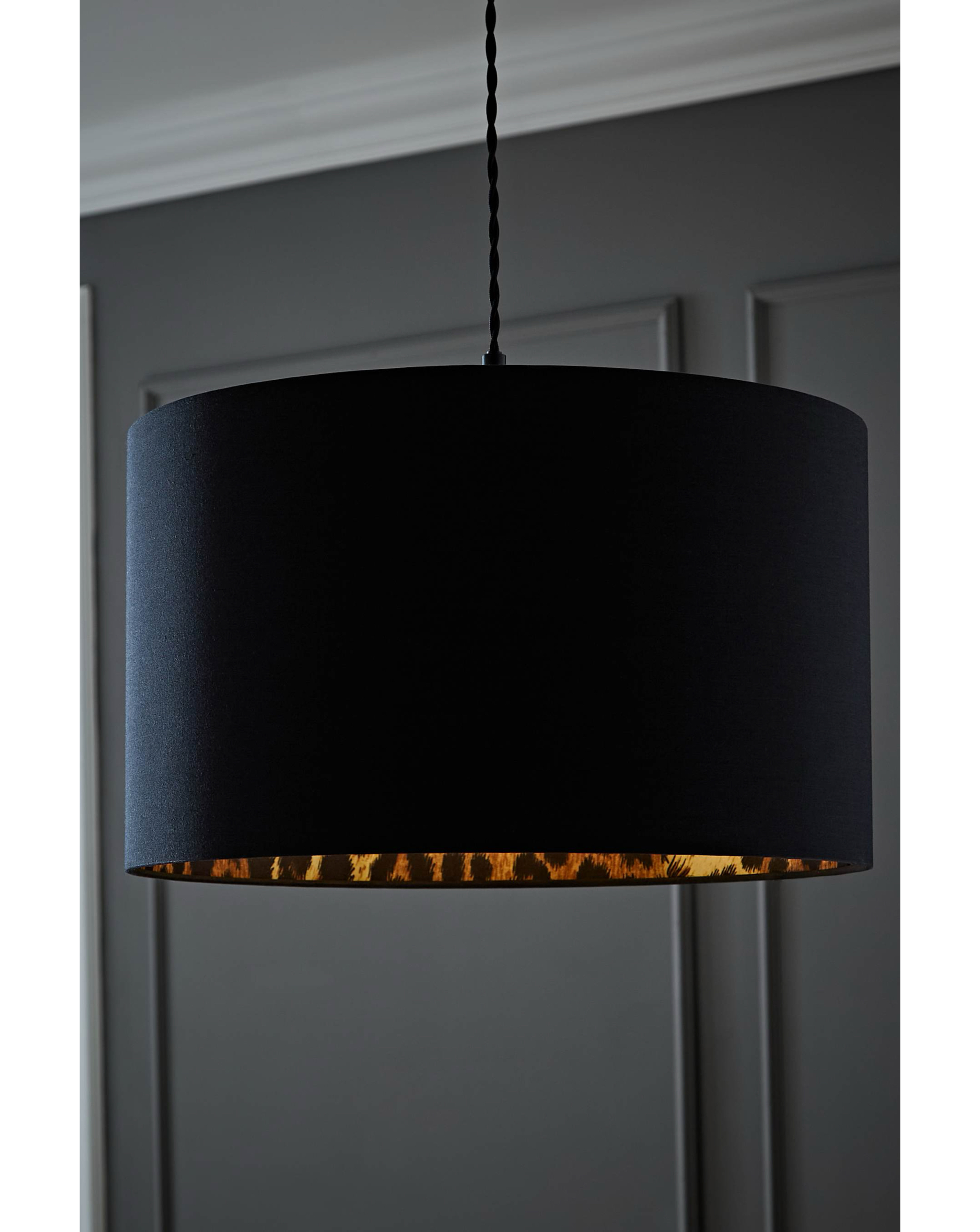 ValueLights Oasis Large Black Drum Shade with Leopard Inner 30cm