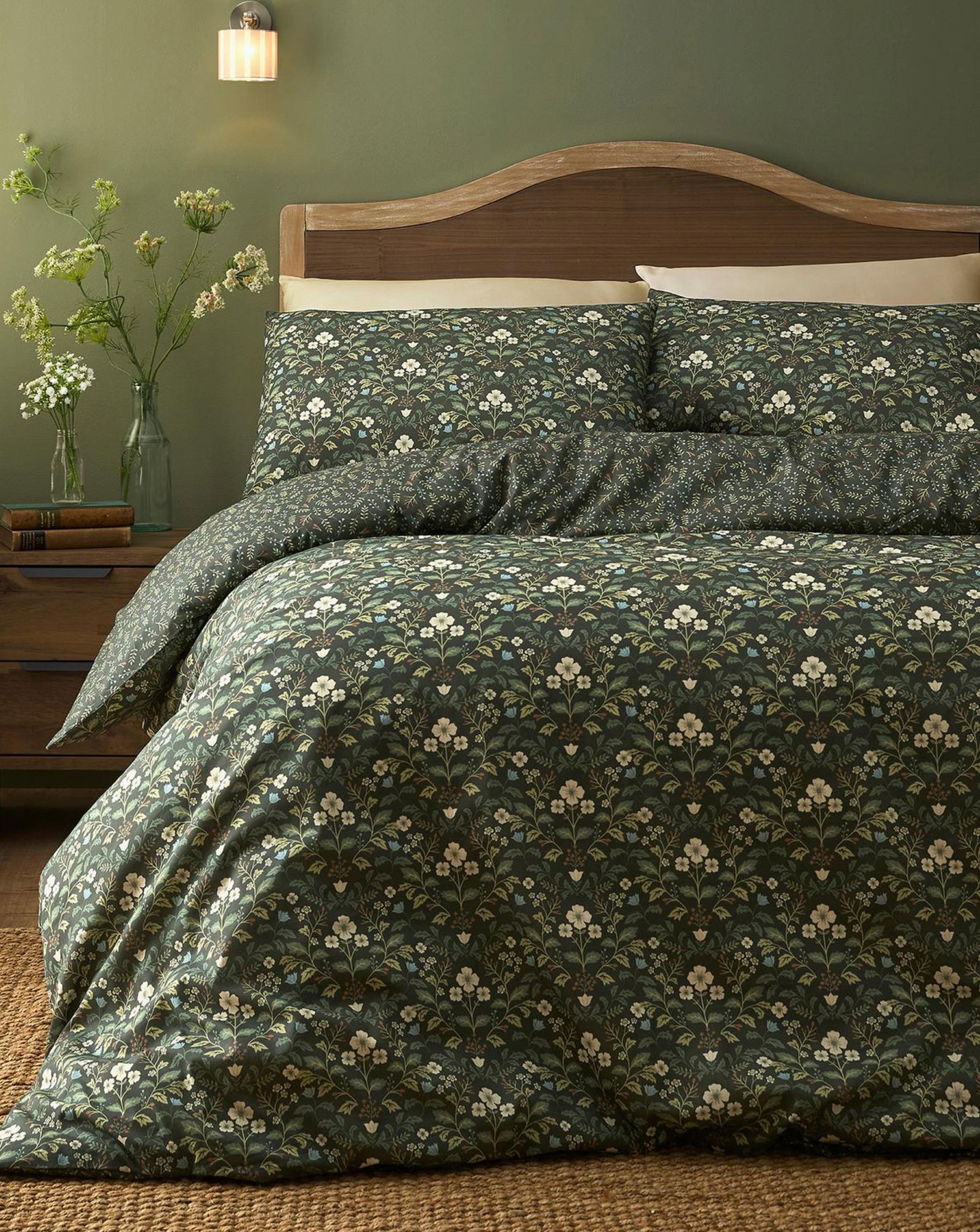 D & D Heritage Floral Duvet Cover Set