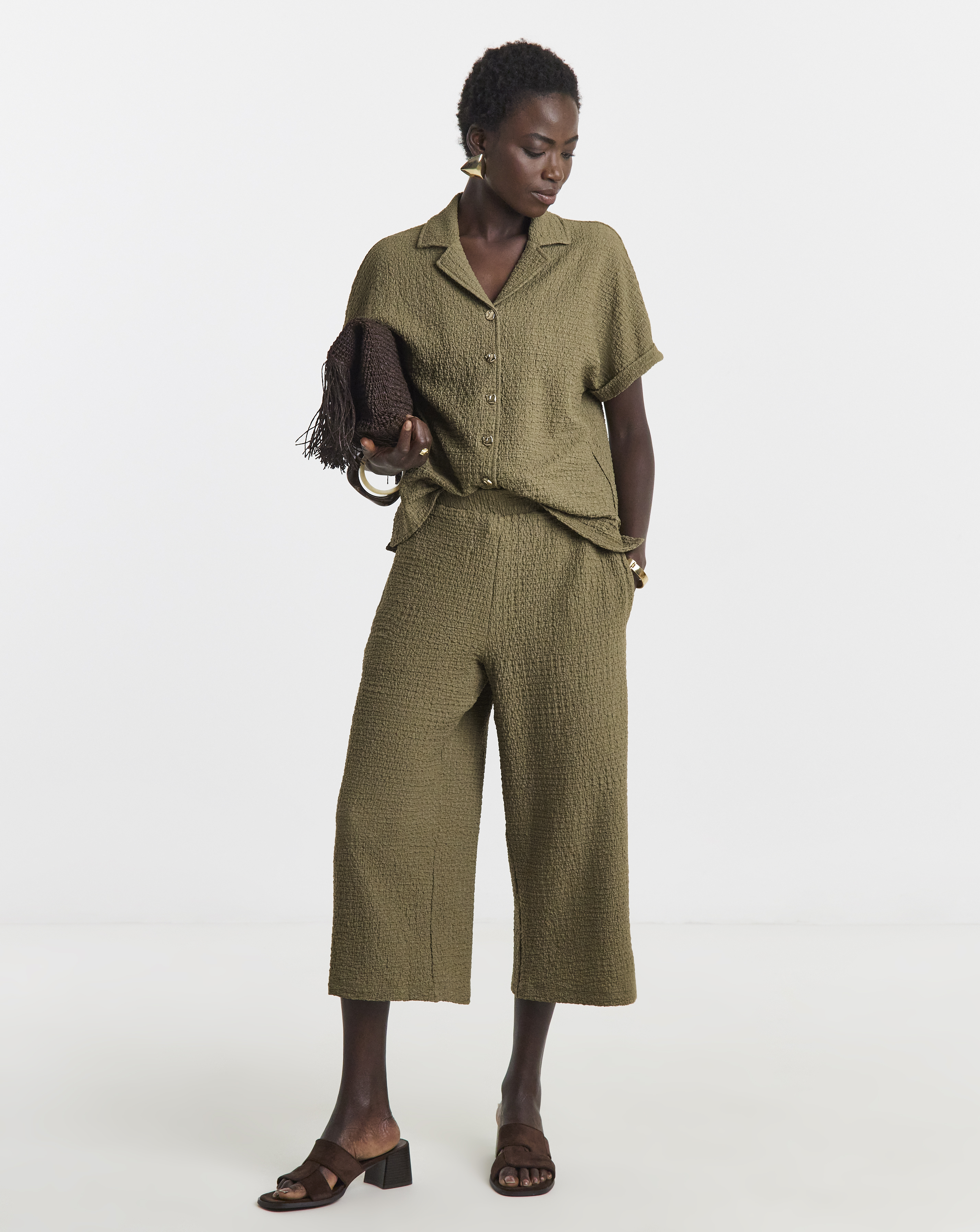 New In - Cropped Textured Wide Leg Trousers