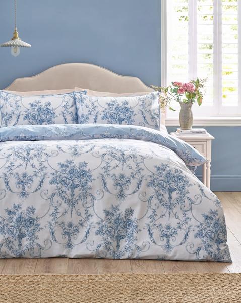 Catherine Lansfield Damask Duvet Set