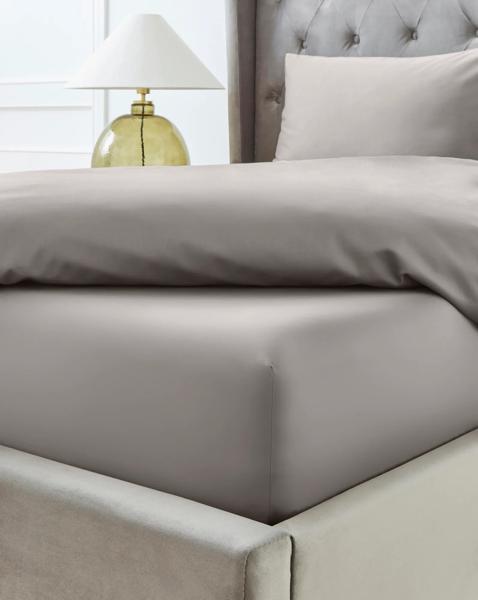 Hotel 300TC Extra Deep 38cm Fitted Sheet