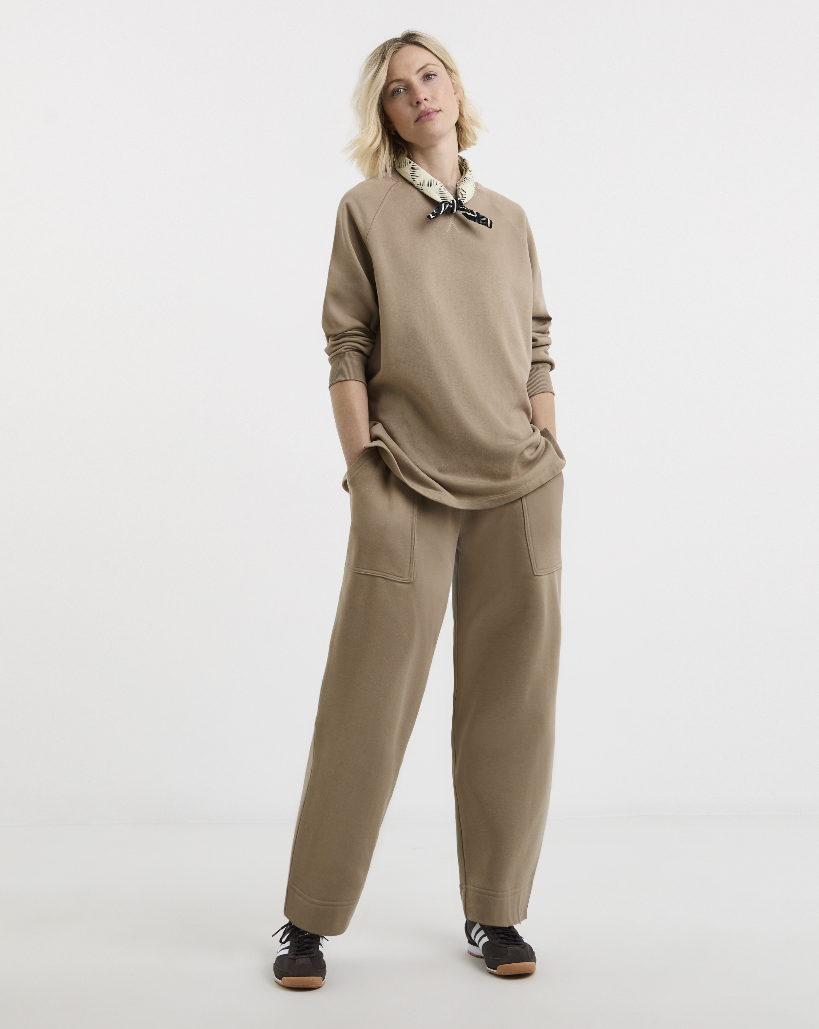 Mocha Barrel Leg Jogger