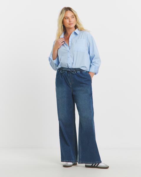 Mid Wash Tie Waist Jogger Jeans