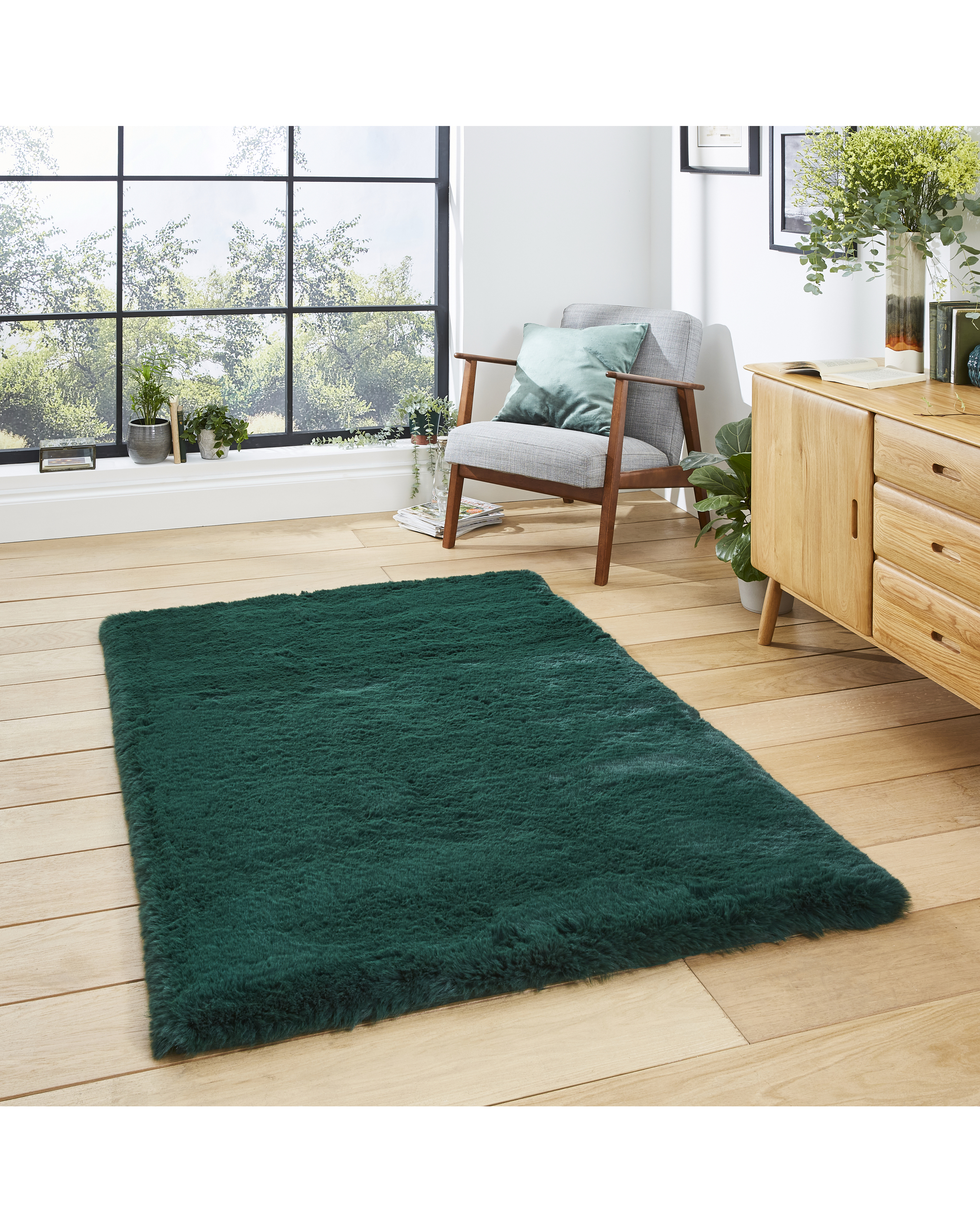 Think Rugs Jewel Green Teddy Plain Shaggy Rug - 120X170