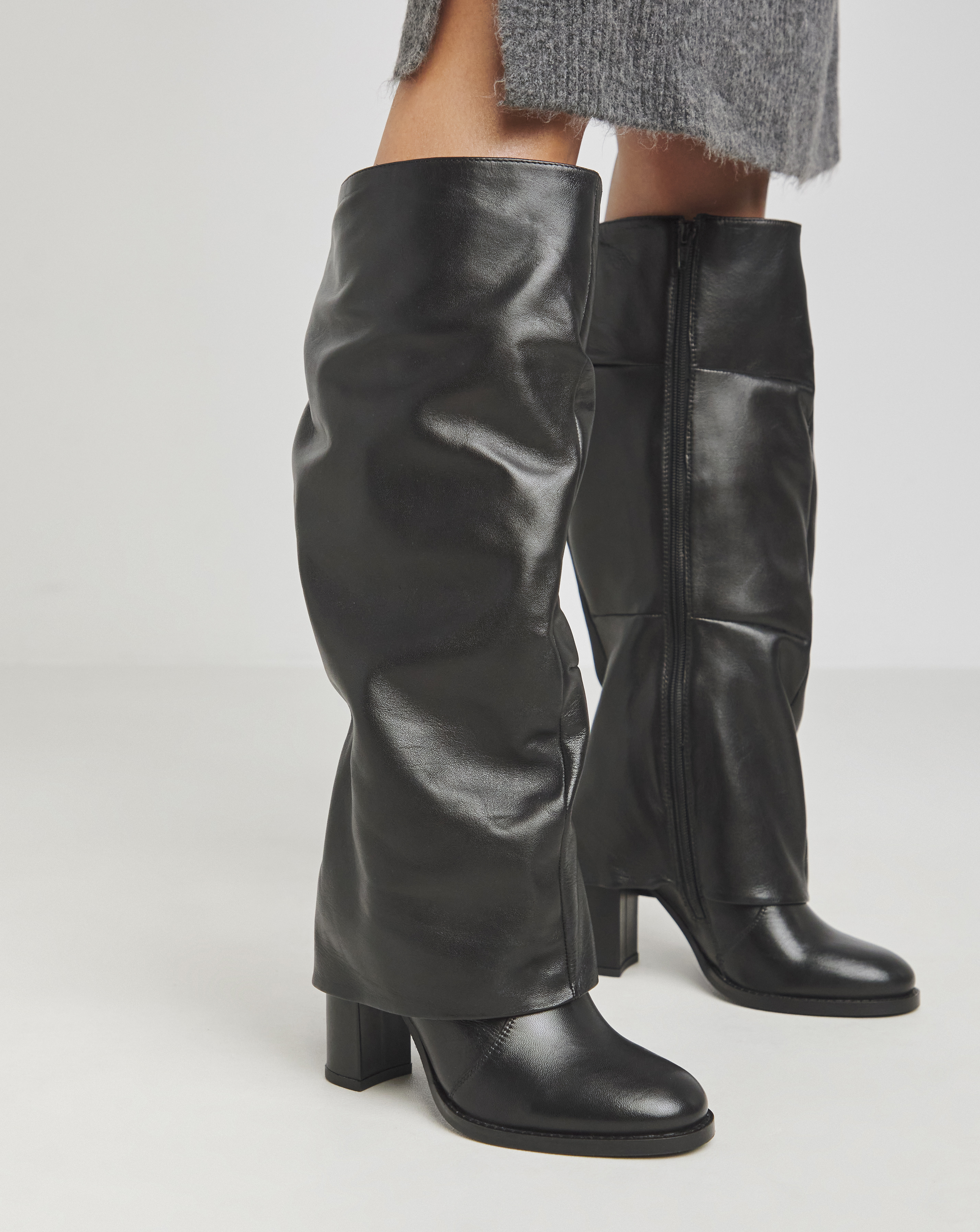 Gaiter Ruched Boot Platform Heel Wide C