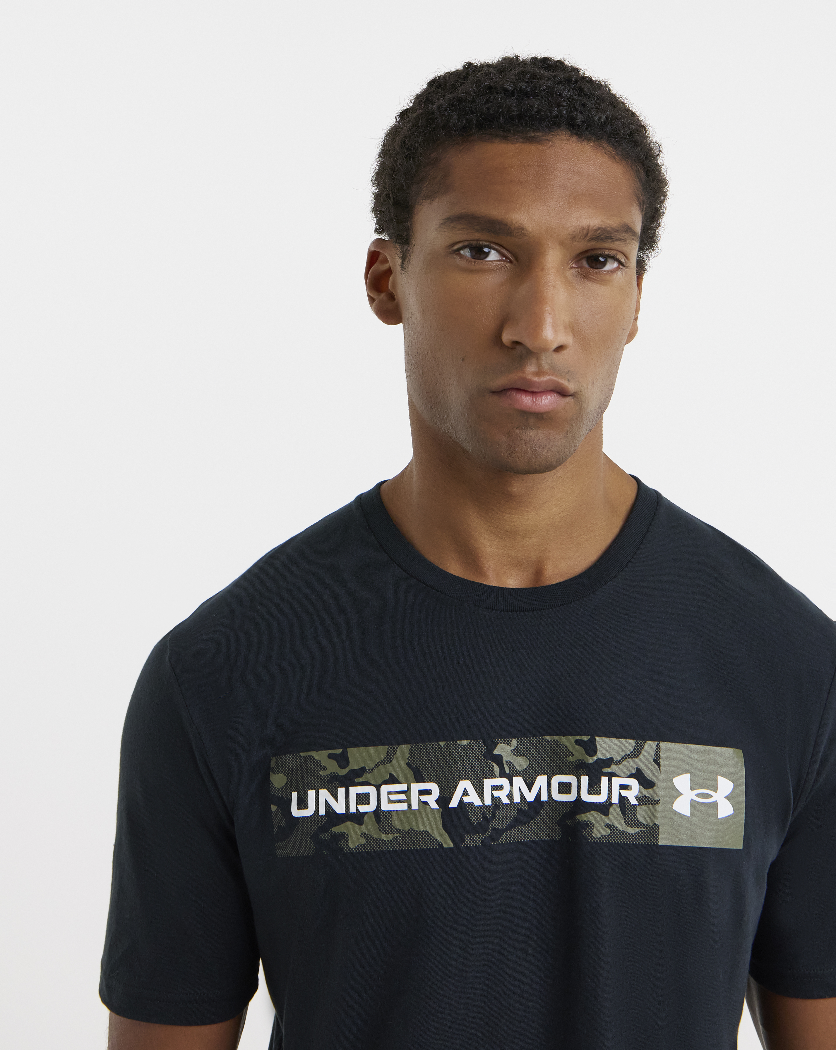 Under Armour Camo Chest Stripe T-Shirt