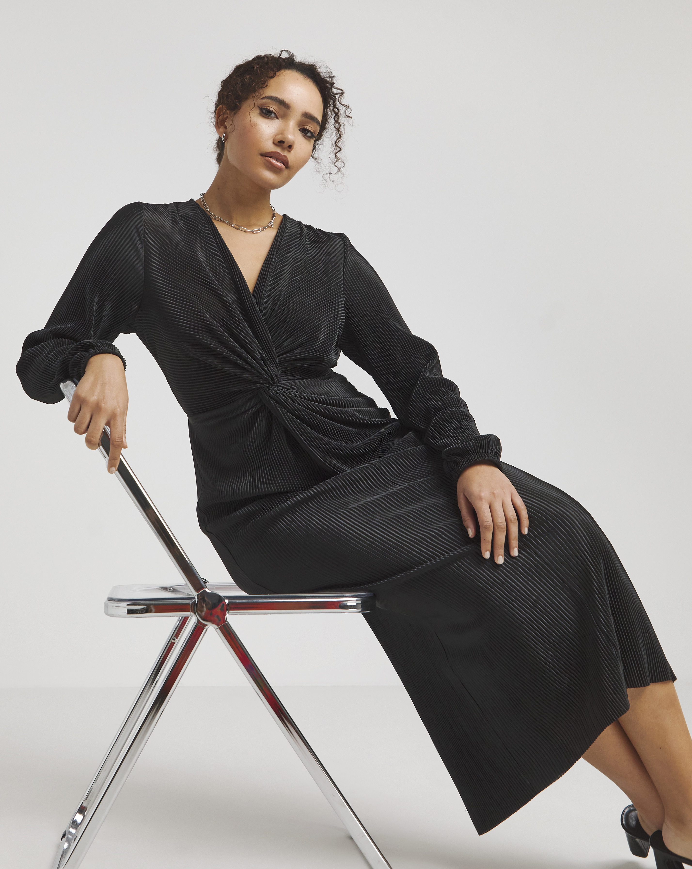 Simply Be - Women's Black Plisse Twist Front Midi Dress - Size 28 - Black