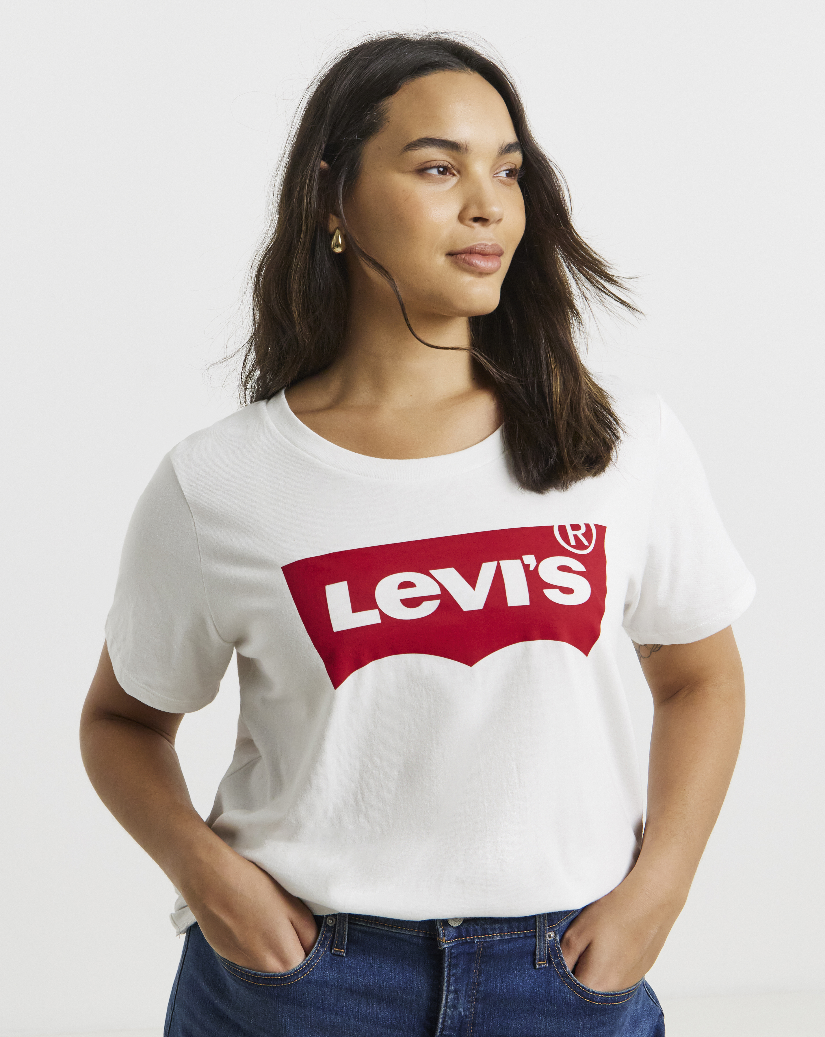 Levi's Women's White Perfect Tee Batwing Logo Large