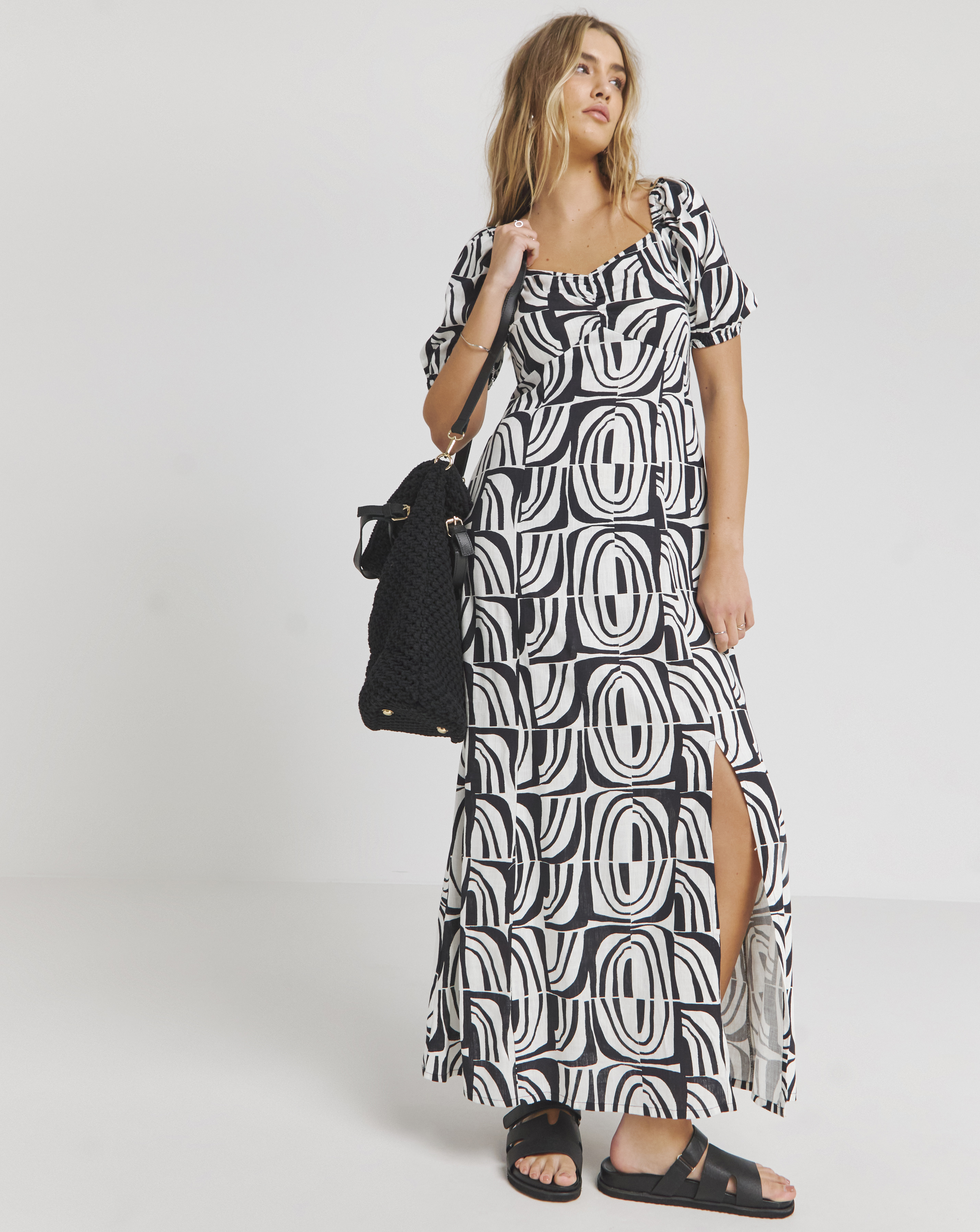 Simply Be - Women's Ruched Front Linen Mix Maxi Dress - Size 10 - Mono - 80% EcoVero TM 20% Linen