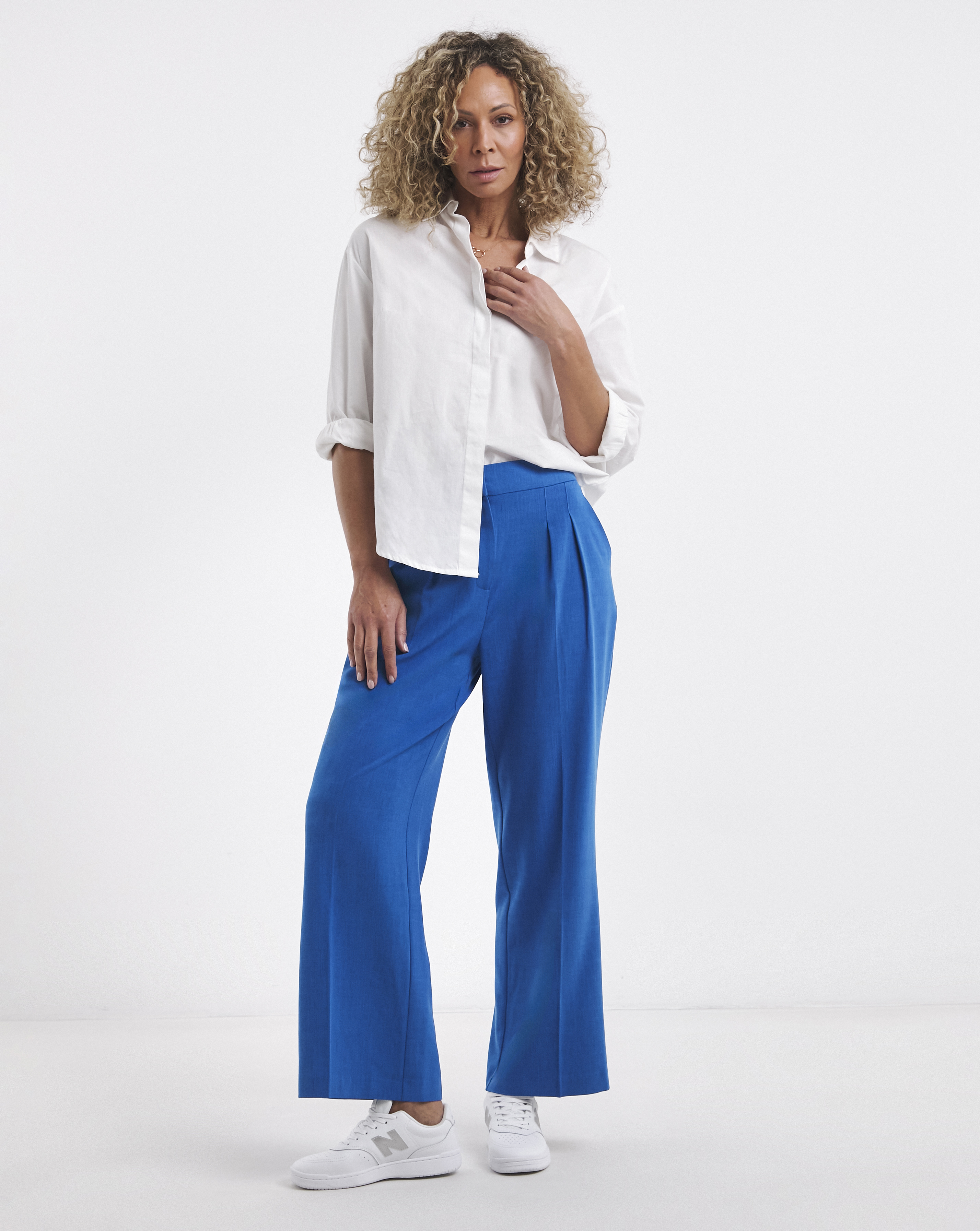 Textured Pleated Wide Leg Trousers