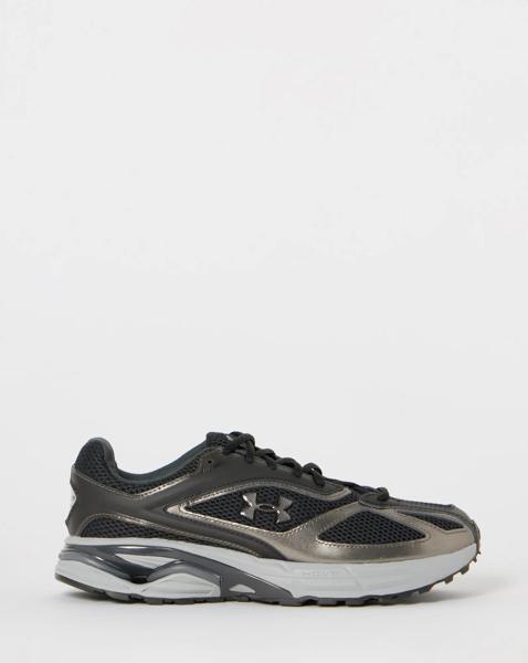 Under Armour HOVR Apparition Trainers