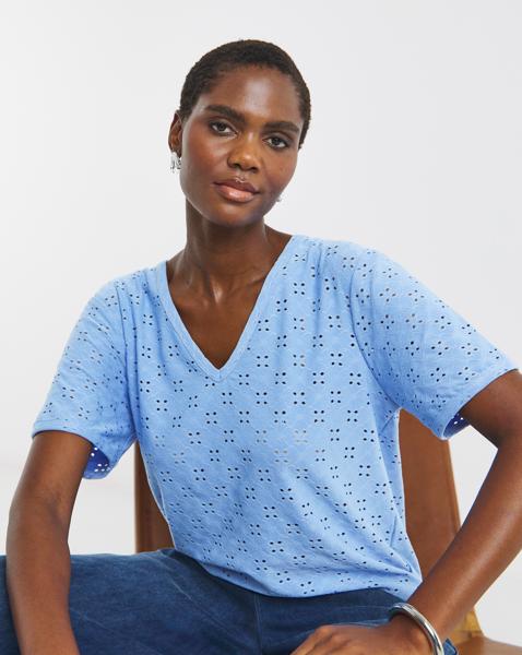 V-Neck Broderie T-Shirt