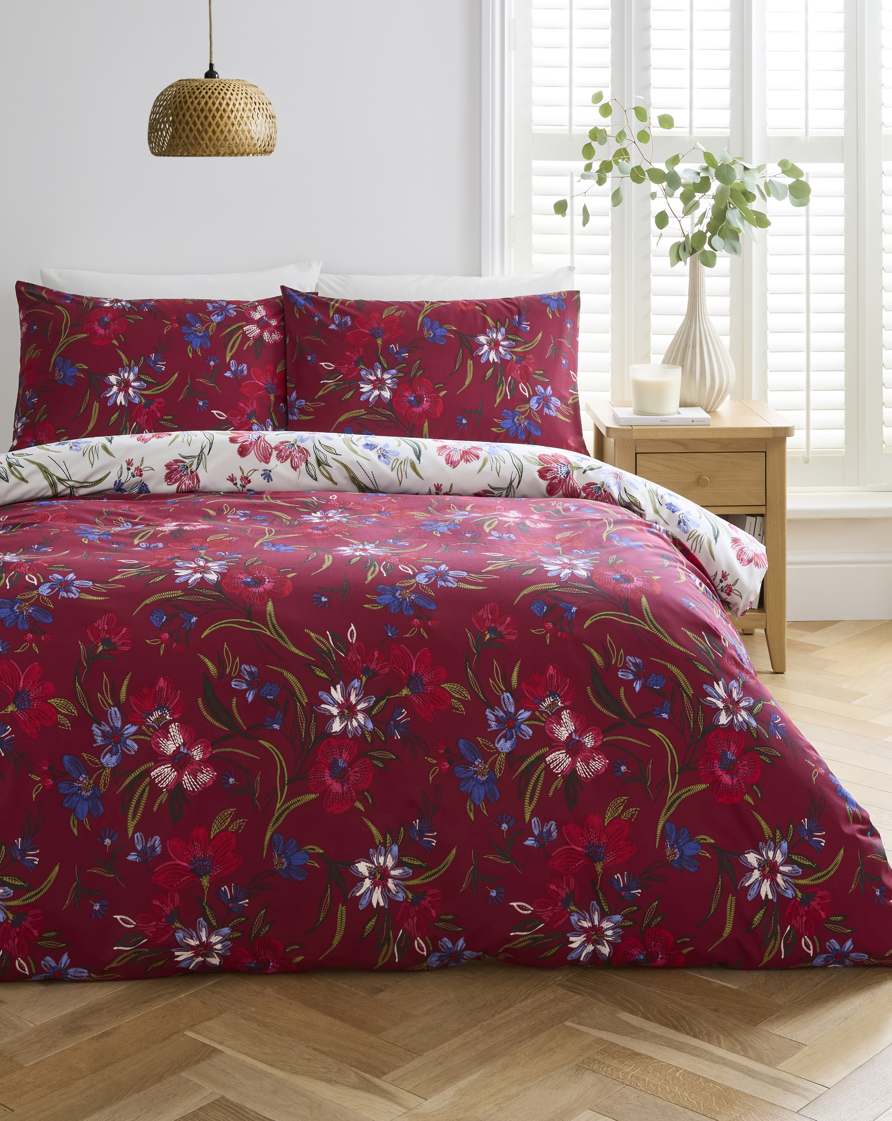 Julipa Ruth Floral Reversible Duvet Set