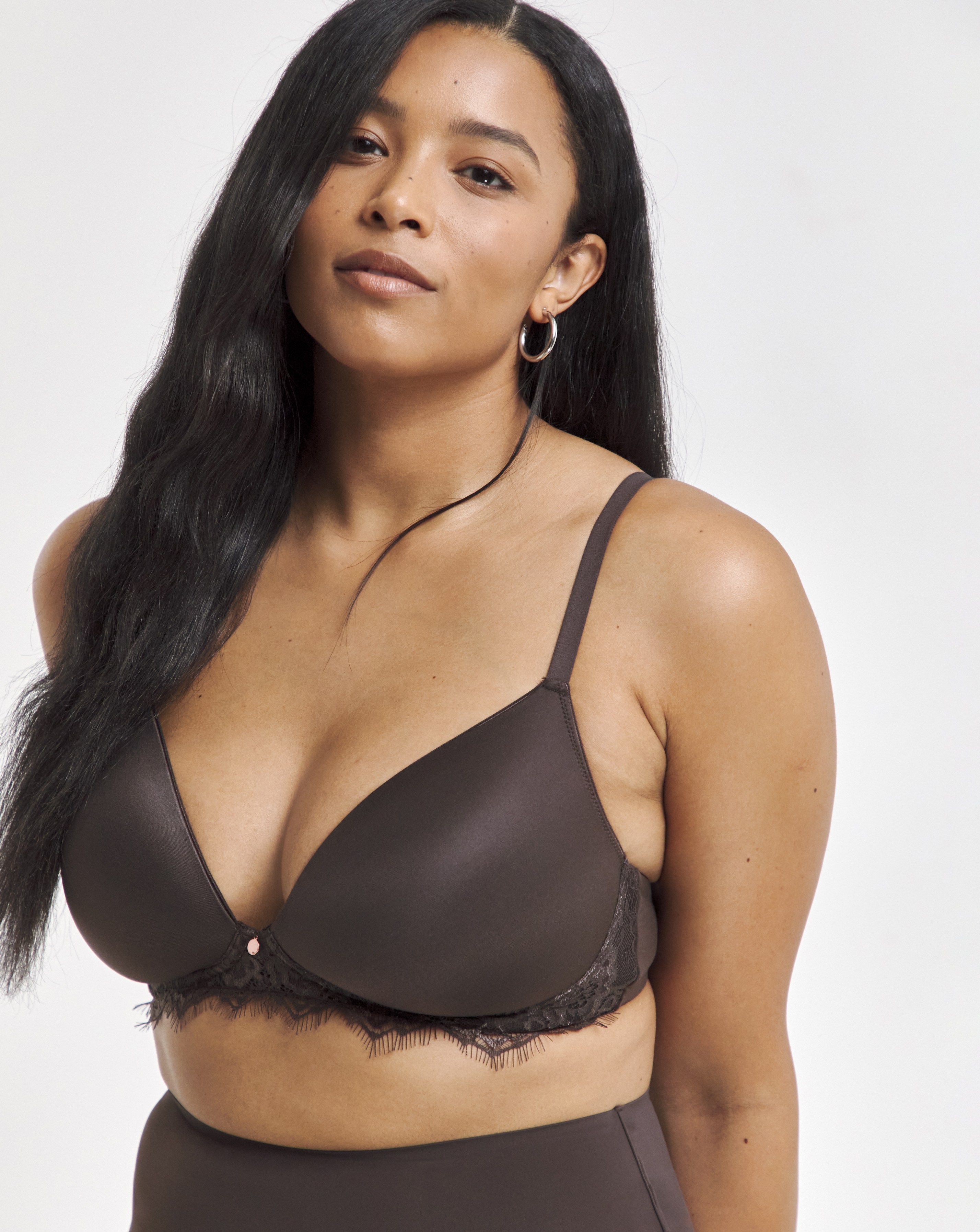 Figleaves Smoothing Non Wired Padded Bra In Cafe | UK Size 32B Women's