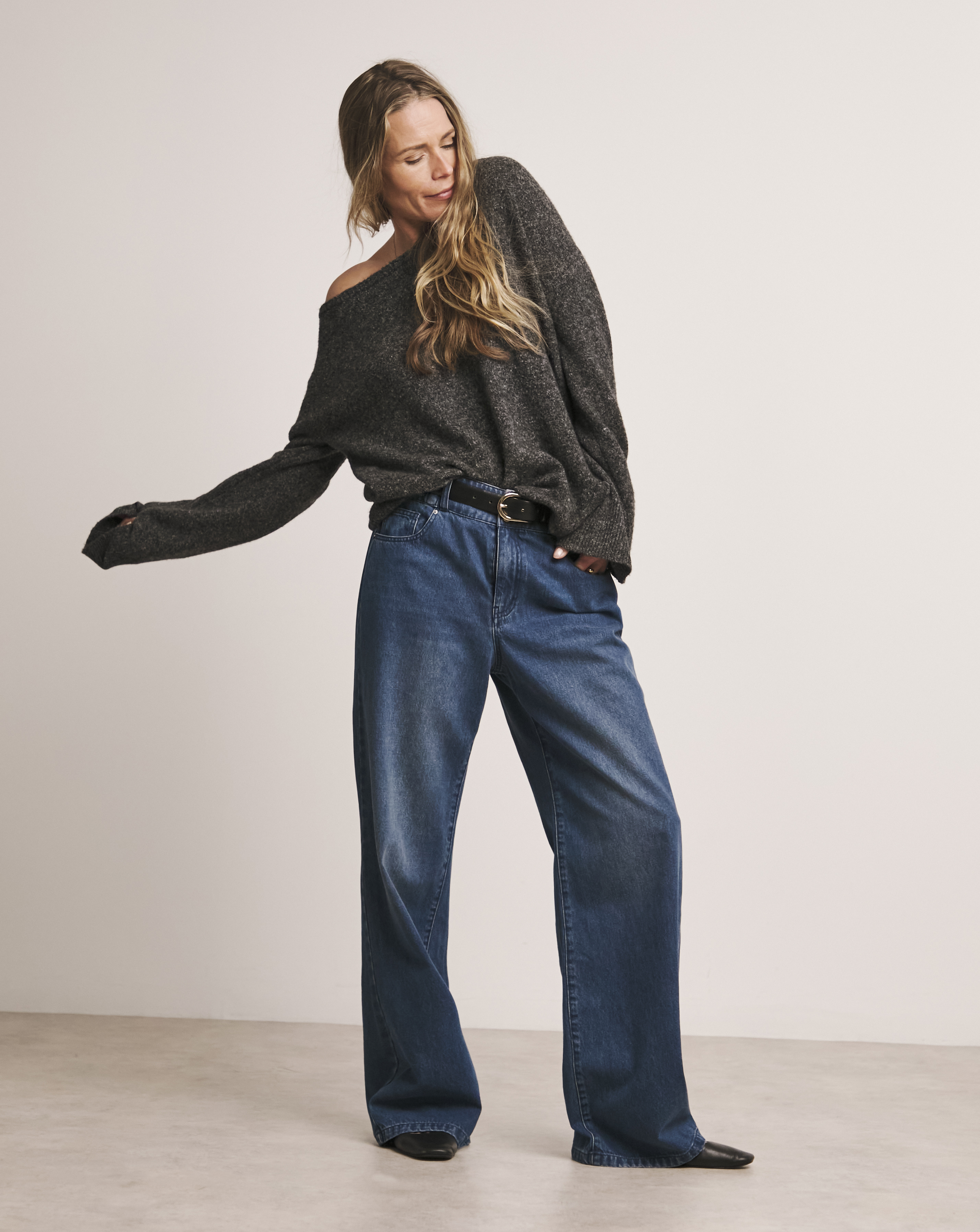 ANTHOLOGY OFF THE SHOULDER TUNIC