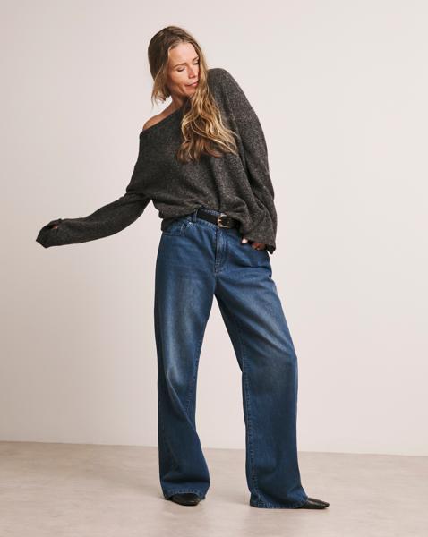 ANTHOLOGY OFF THE SHOULDER TUNIC