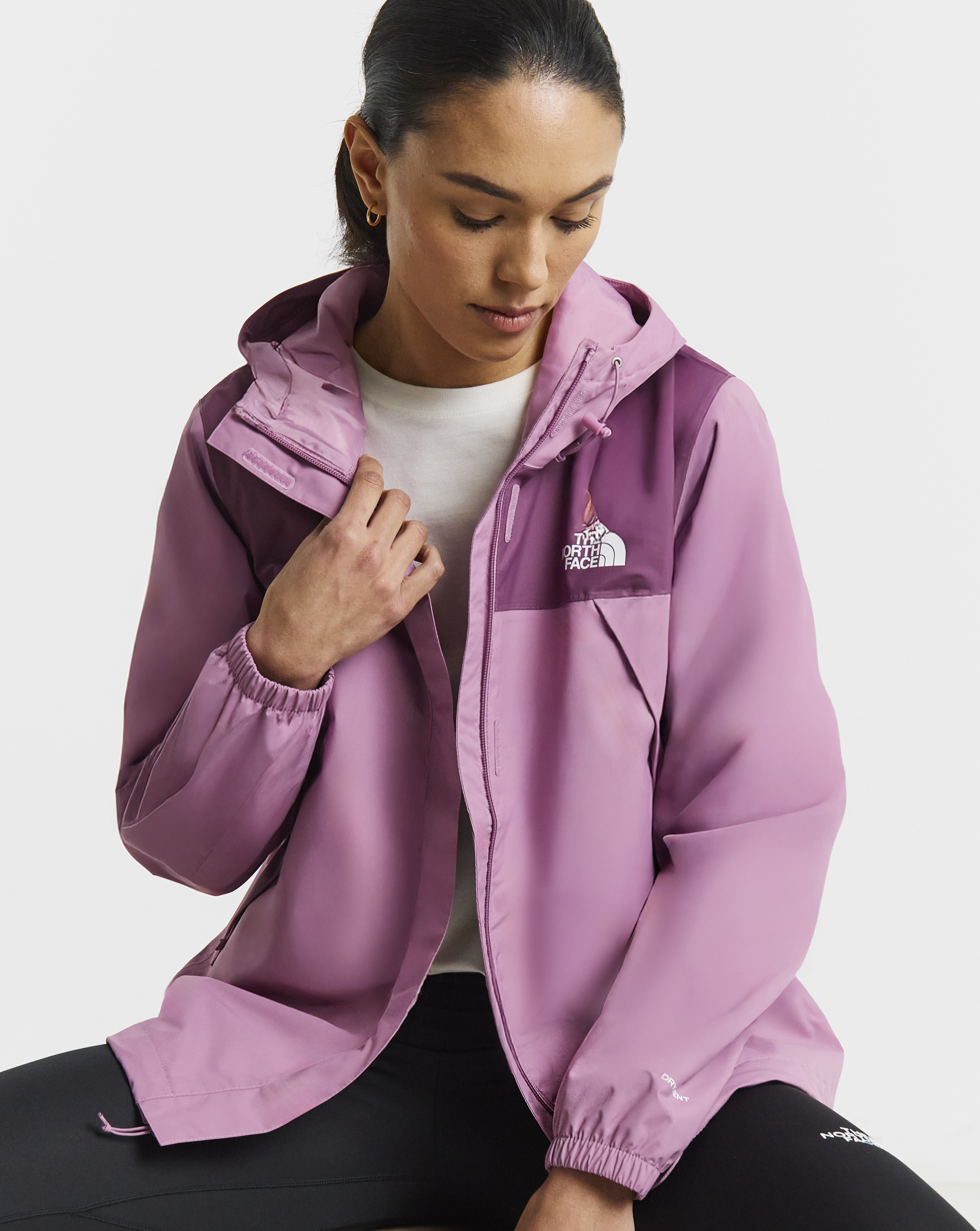 The North Face Women's Purple Antora Rain Jacket Medium