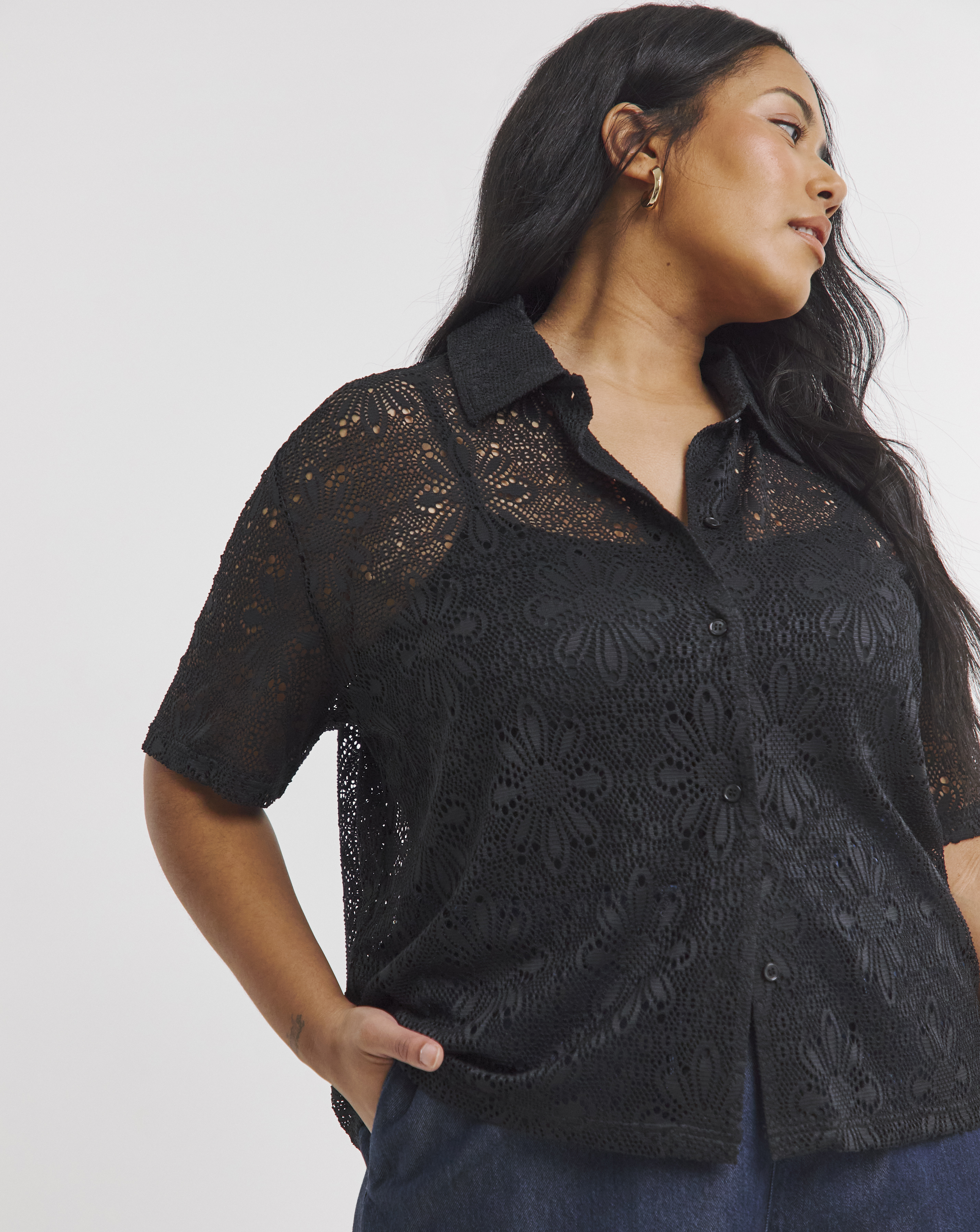 Stretch Floral Crochet Boxy Shirt