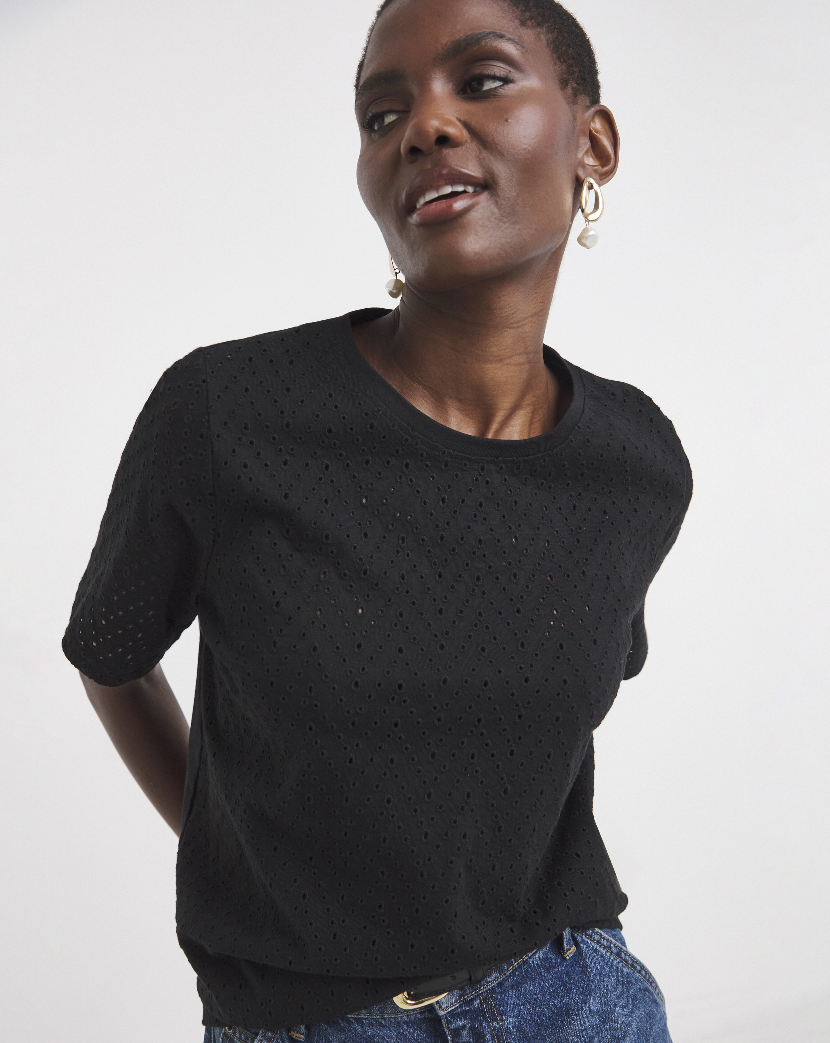 Crew Neck Broderie Short Sleeve T-Shirt