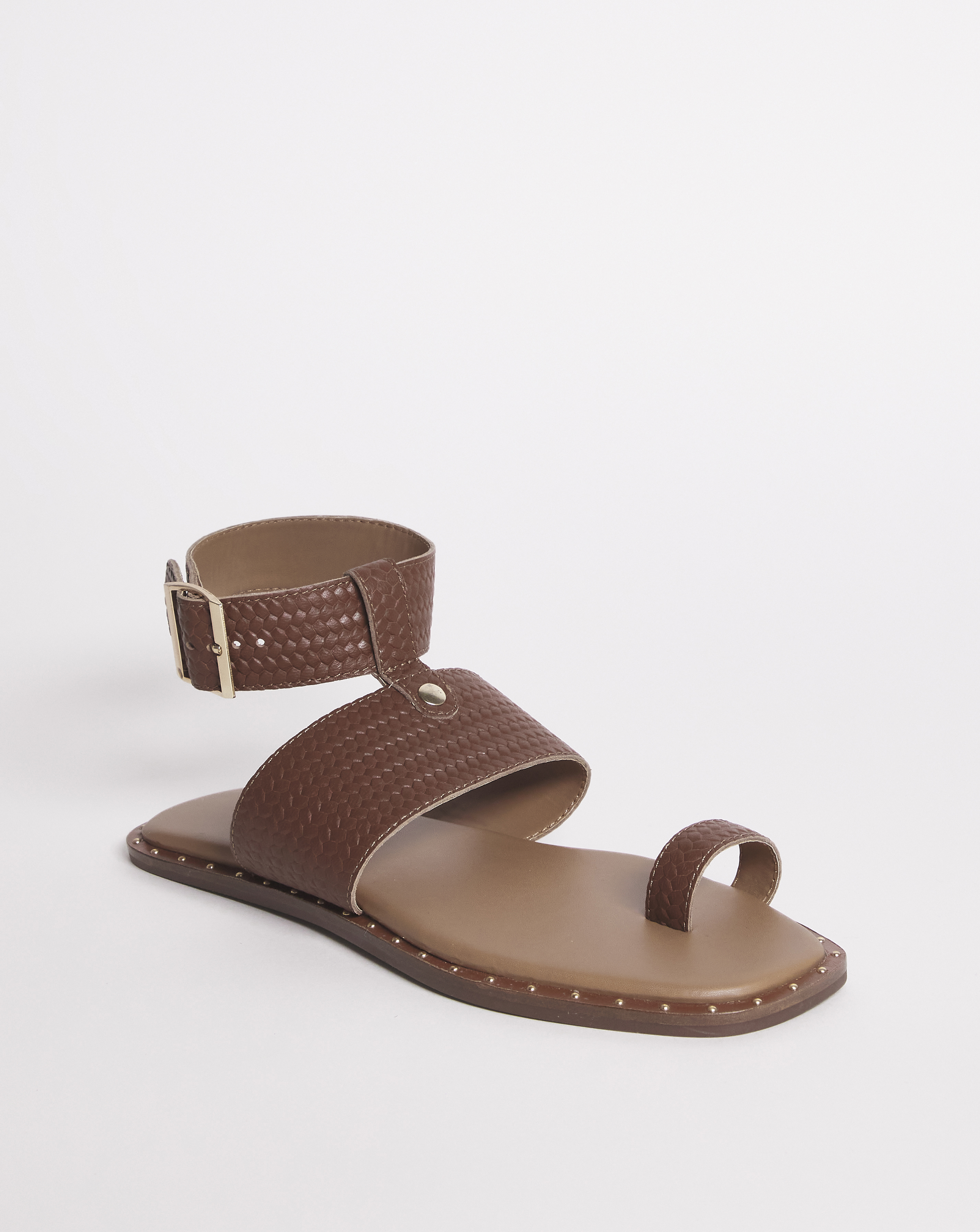Leather Toe Ring Sandal EEE Fit