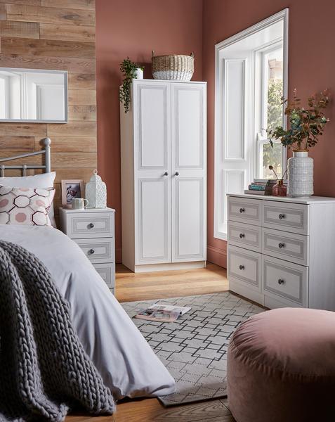 Richmond Assembled 6 Drawer Chest