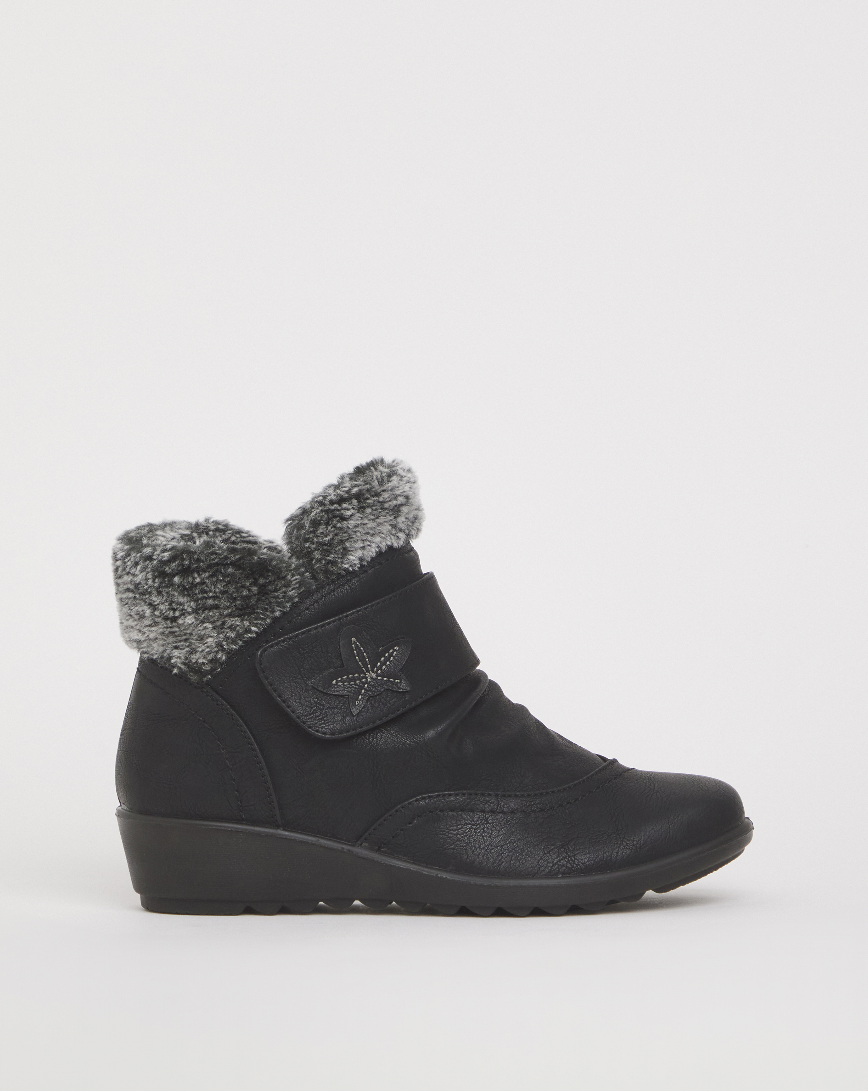 Cushion Walk Zip Boot EEE Fit