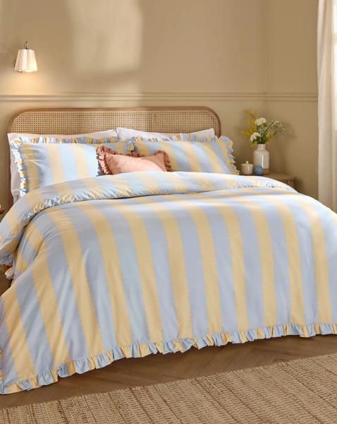 Wylder Birdie Stripe Ruffle Duvet Set