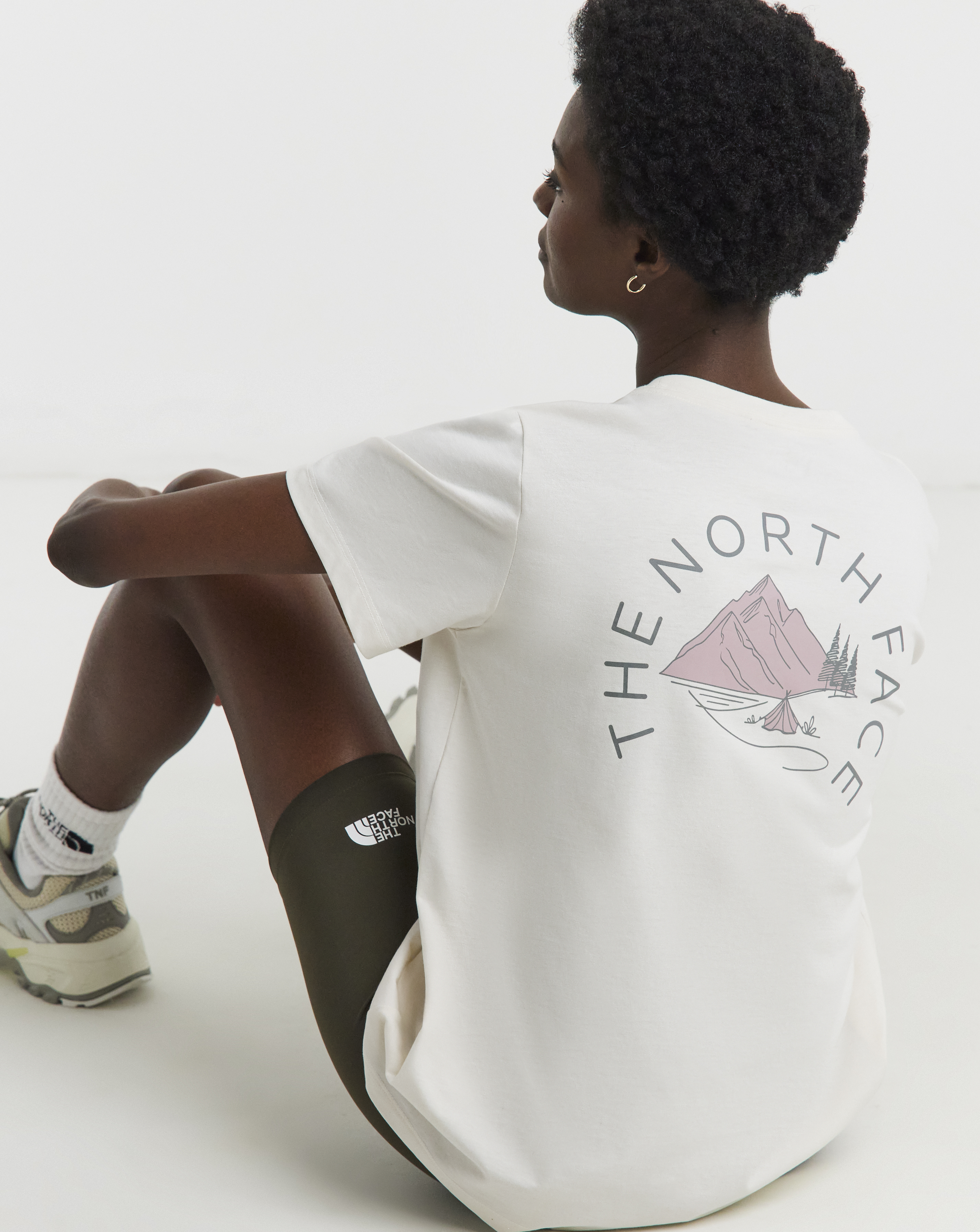 The North Face Women's T-Shirt - Graphic Print - Cotton Blend - Off White - L