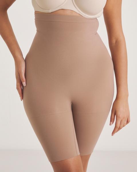 Spanx Everyday Seamless Short CafeAuLait