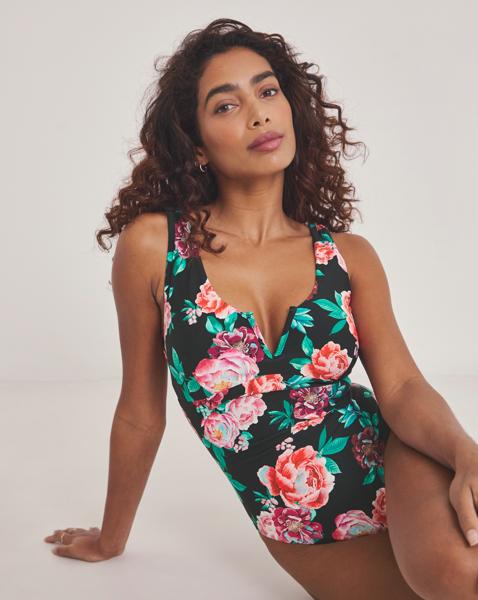MAGISCULPT V Wire Swimsuit