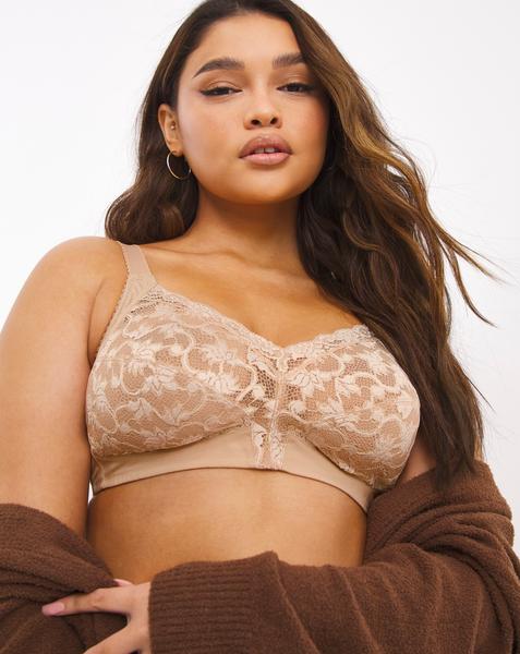 Triumph Delicate Doreen NonWired Bra In Nude | UK Size 36B Women's