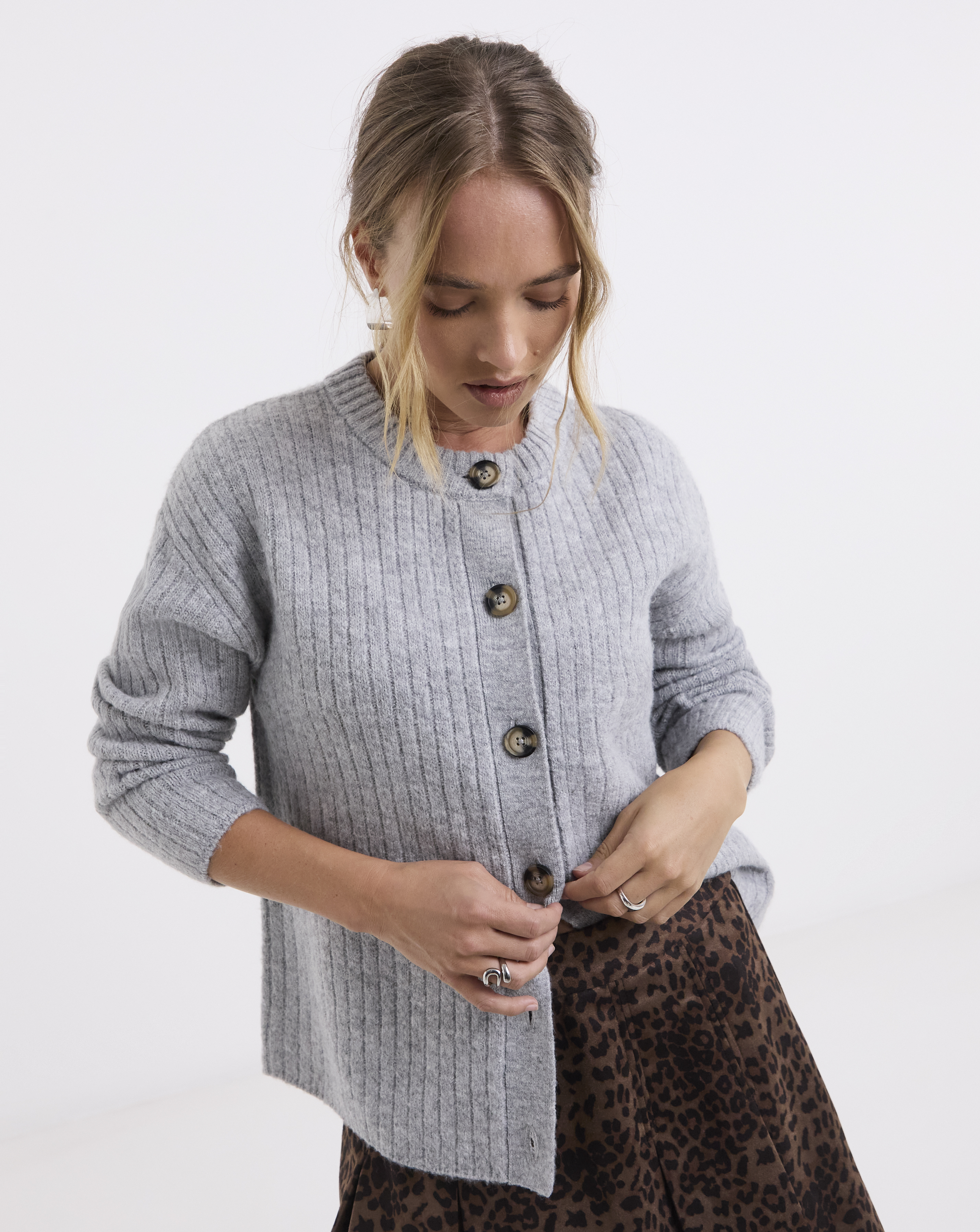 Crew Neck Ribbed Cardigan