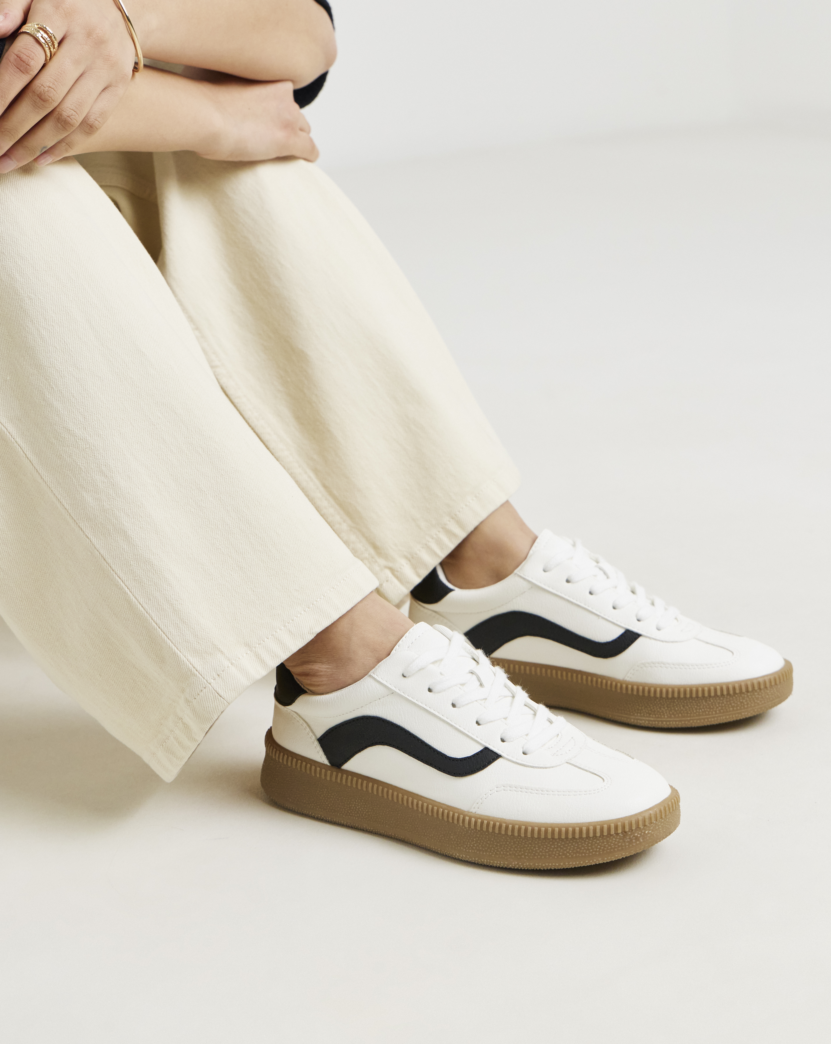 Chunky Retro Trainer Extra Wide