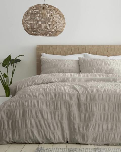 Catherine Lansfield Seersucker Duvet Set
