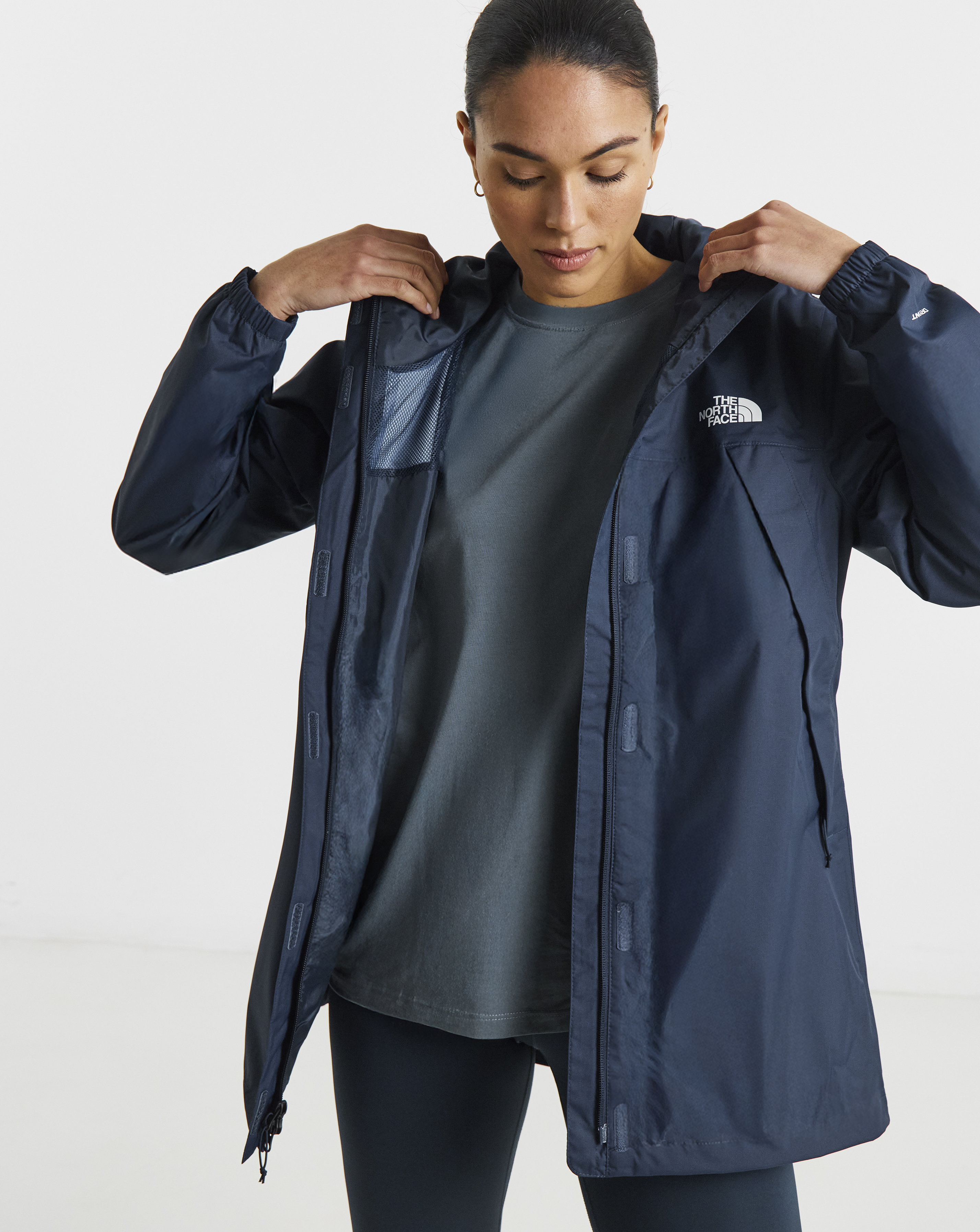 The North Face Women's Blue Antora Rain Parka 2XL
