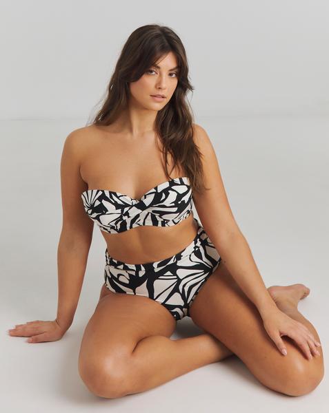 Magisculpt Twist Front Bikini Top